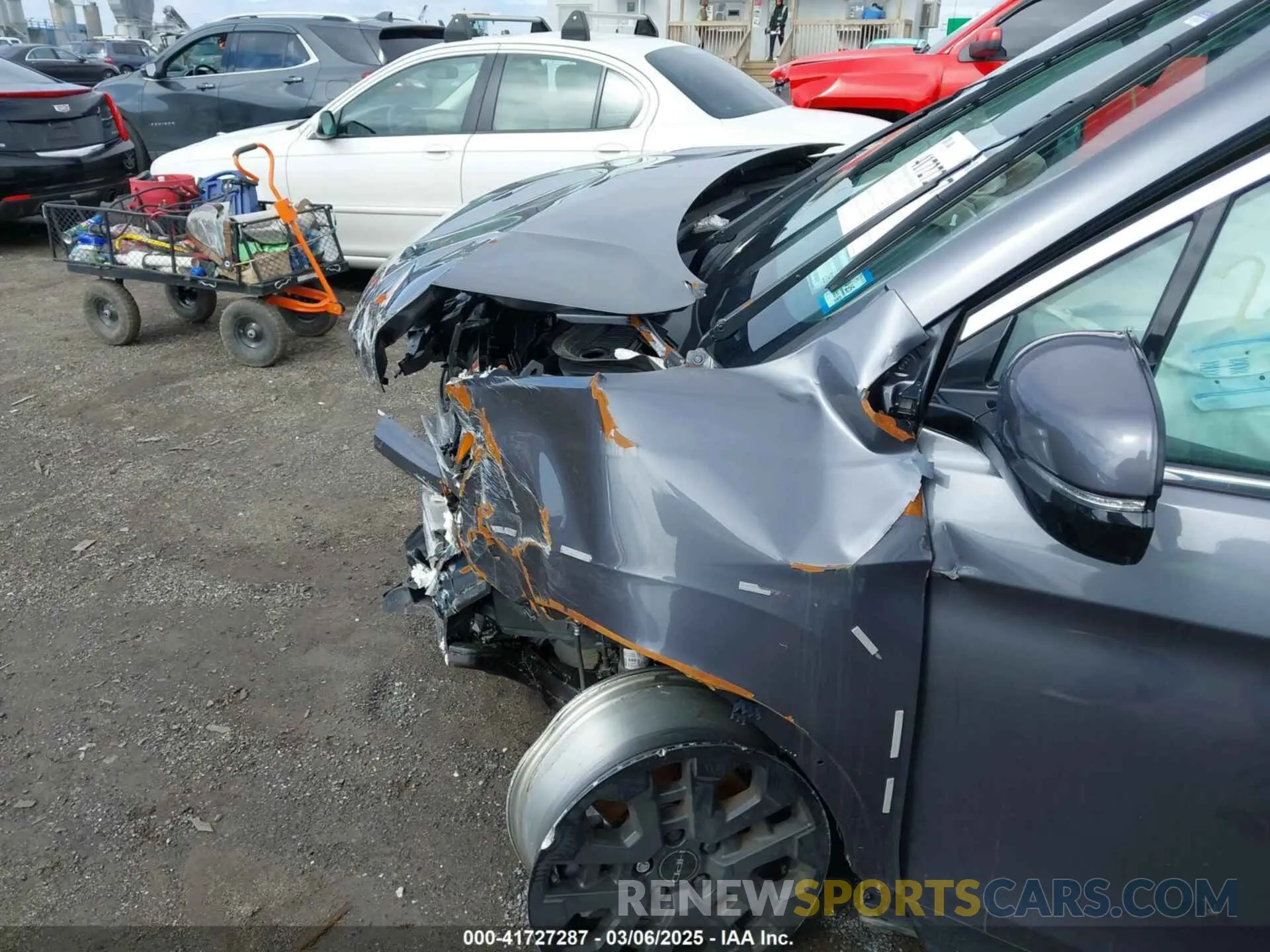 17 Photograph of a damaged car 5FPYK3F78PB064633 HONDA RIDGELINE 2023