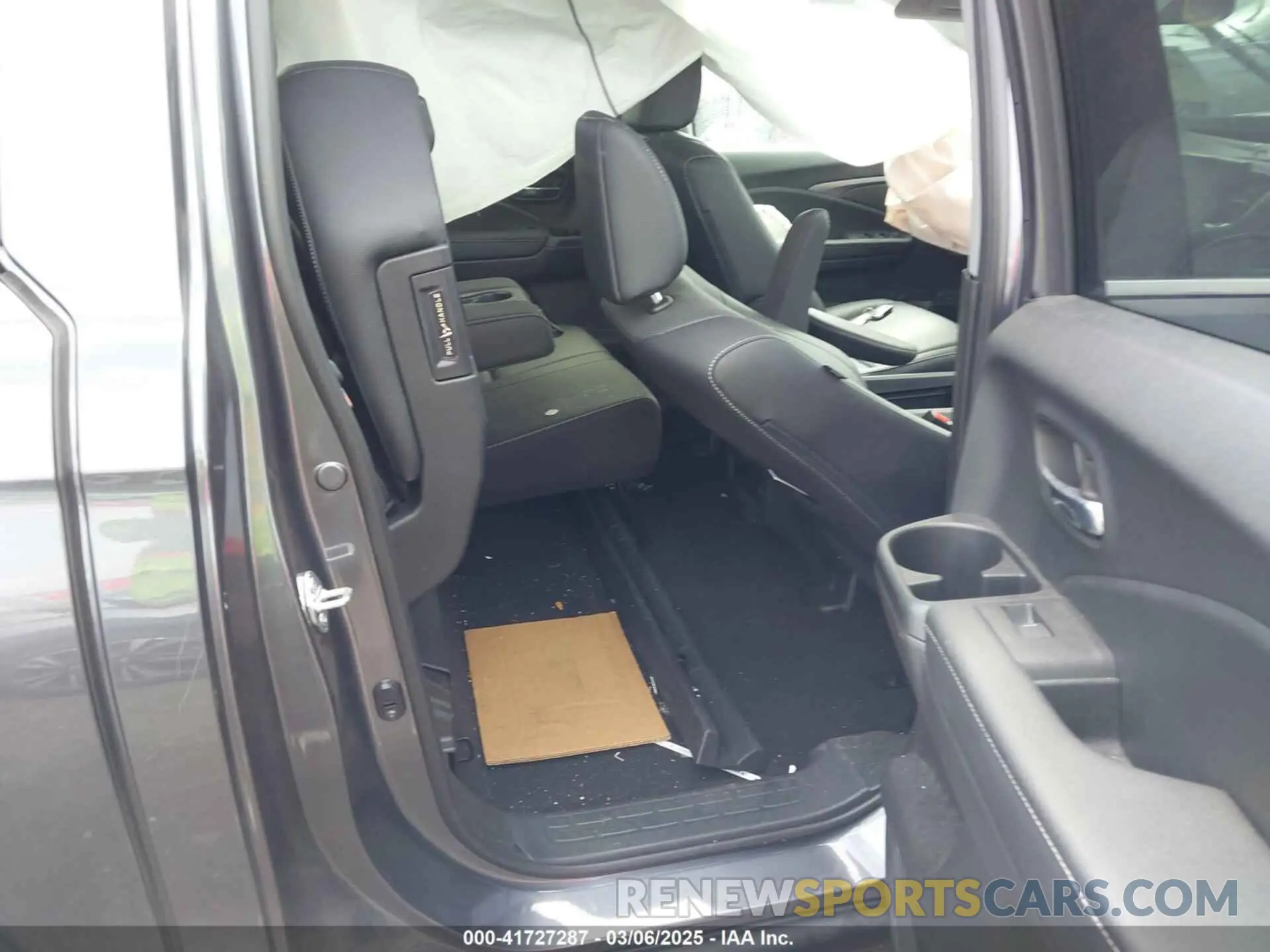 8 Photograph of a damaged car 5FPYK3F78PB064633 HONDA RIDGELINE 2023