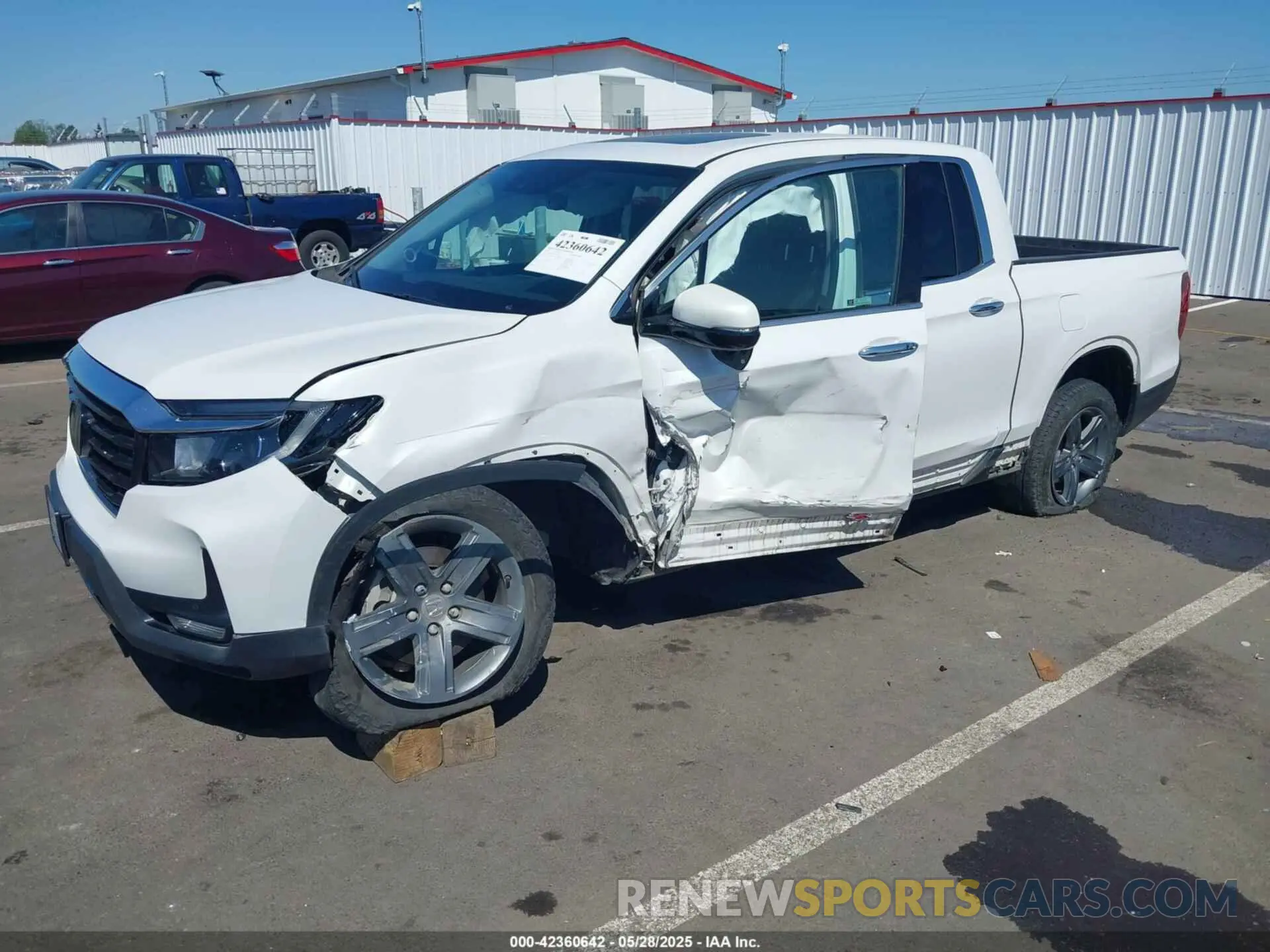 2 Photograph of a damaged car 5FPYK3F79PB051874 HONDA RIDGELINE 2023