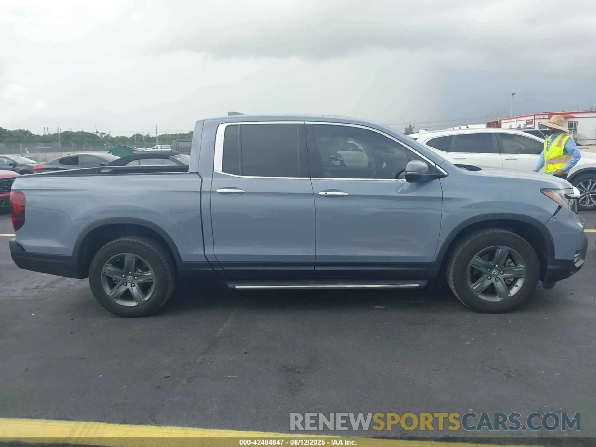 13 Photograph of a damaged car 5FPYK3F7XPB065203 HONDA RIDGELINE 2023