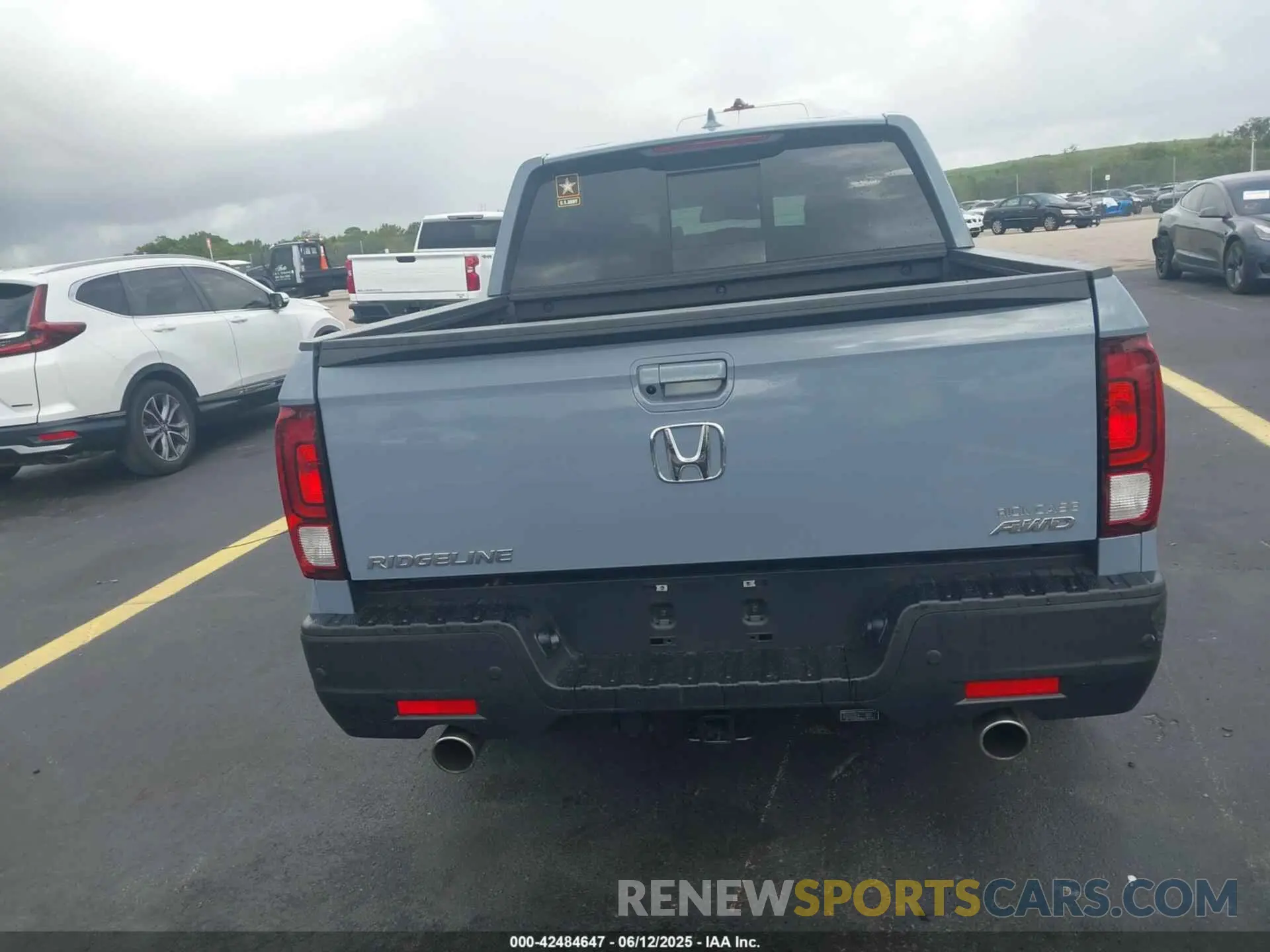 16 Photograph of a damaged car 5FPYK3F7XPB065203 HONDA RIDGELINE 2023