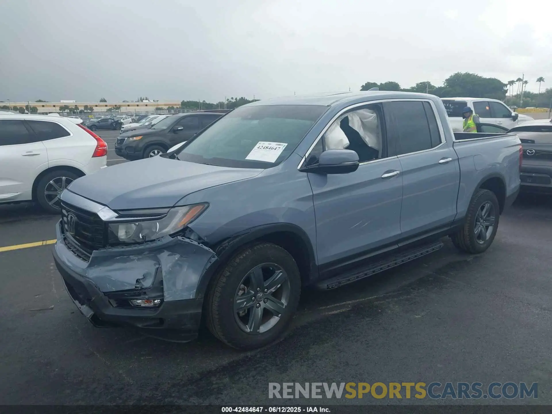 2 Photograph of a damaged car 5FPYK3F7XPB065203 HONDA RIDGELINE 2023