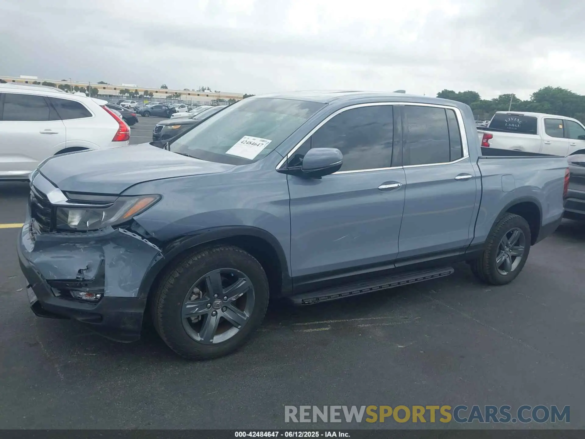 6 Photograph of a damaged car 5FPYK3F7XPB065203 HONDA RIDGELINE 2023
