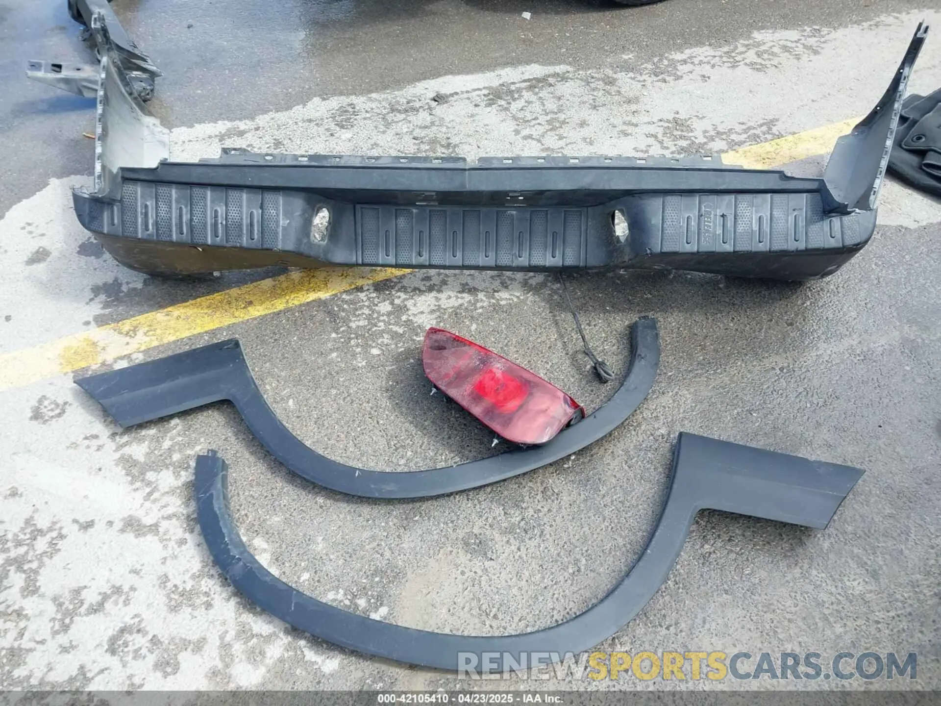 12 Photograph of a damaged car 5FPYK3F83PB022931 HONDA RIDGELINE 2023