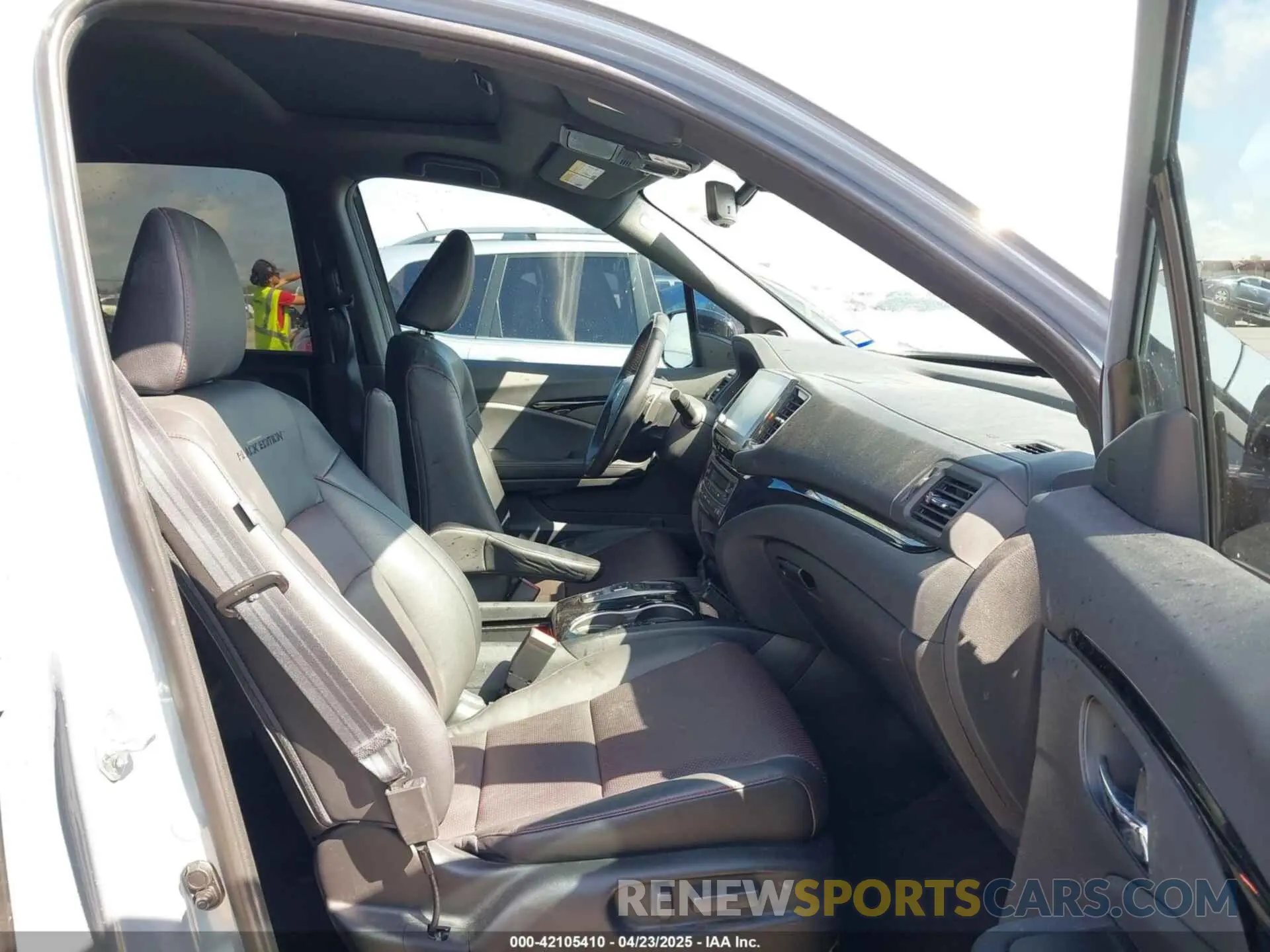 5 Photograph of a damaged car 5FPYK3F83PB022931 HONDA RIDGELINE 2023