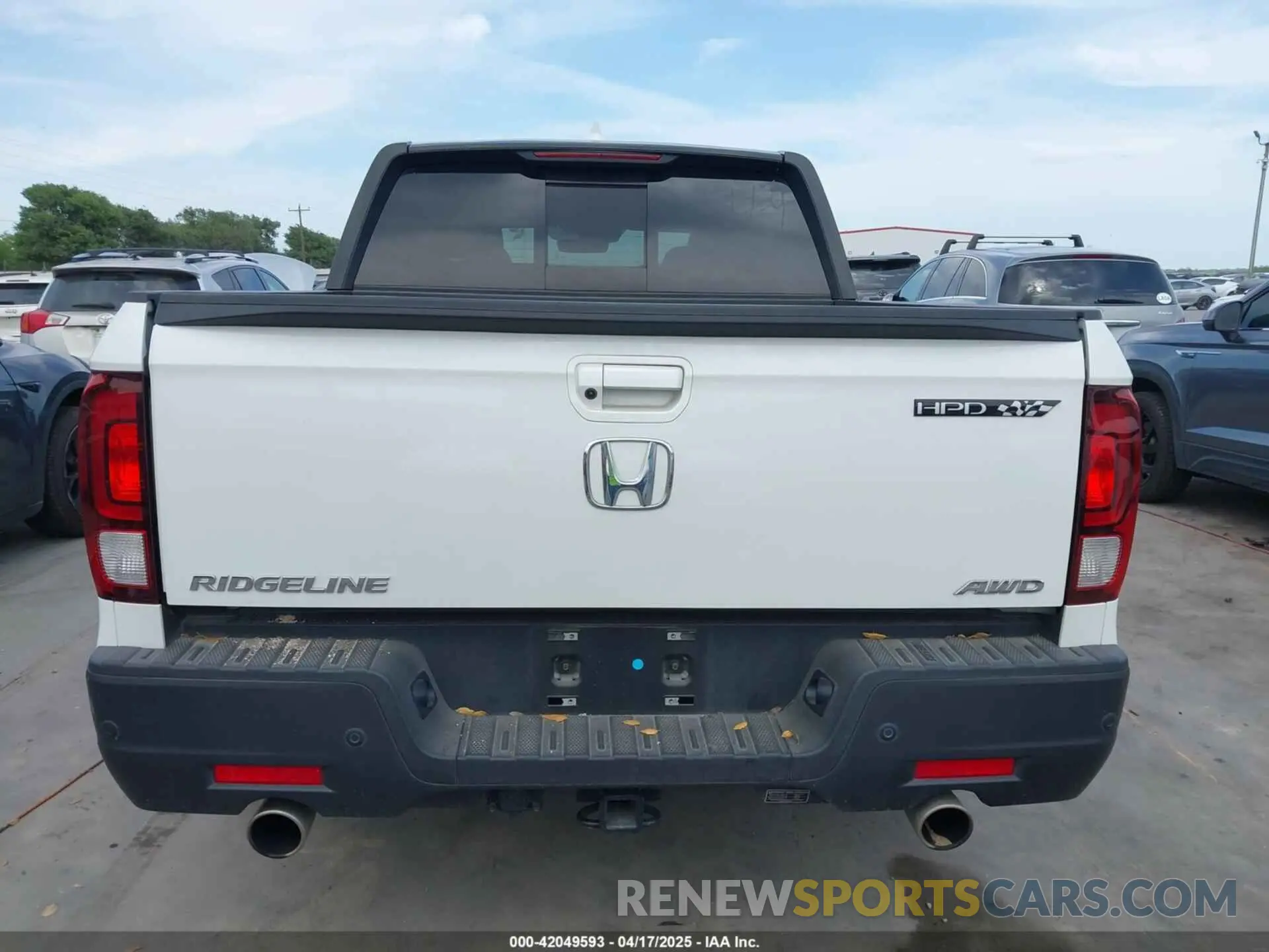 16 Photograph of a damaged car 5FPYK3F84PB011792 HONDA RIDGELINE 2023