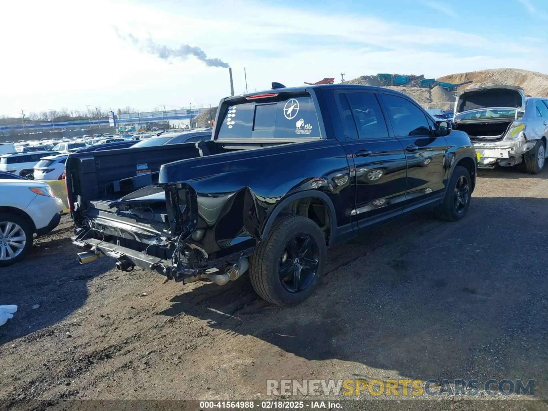 4 Photograph of a damaged car 5FPYK3F84PB027927 HONDA RIDGELINE 2023