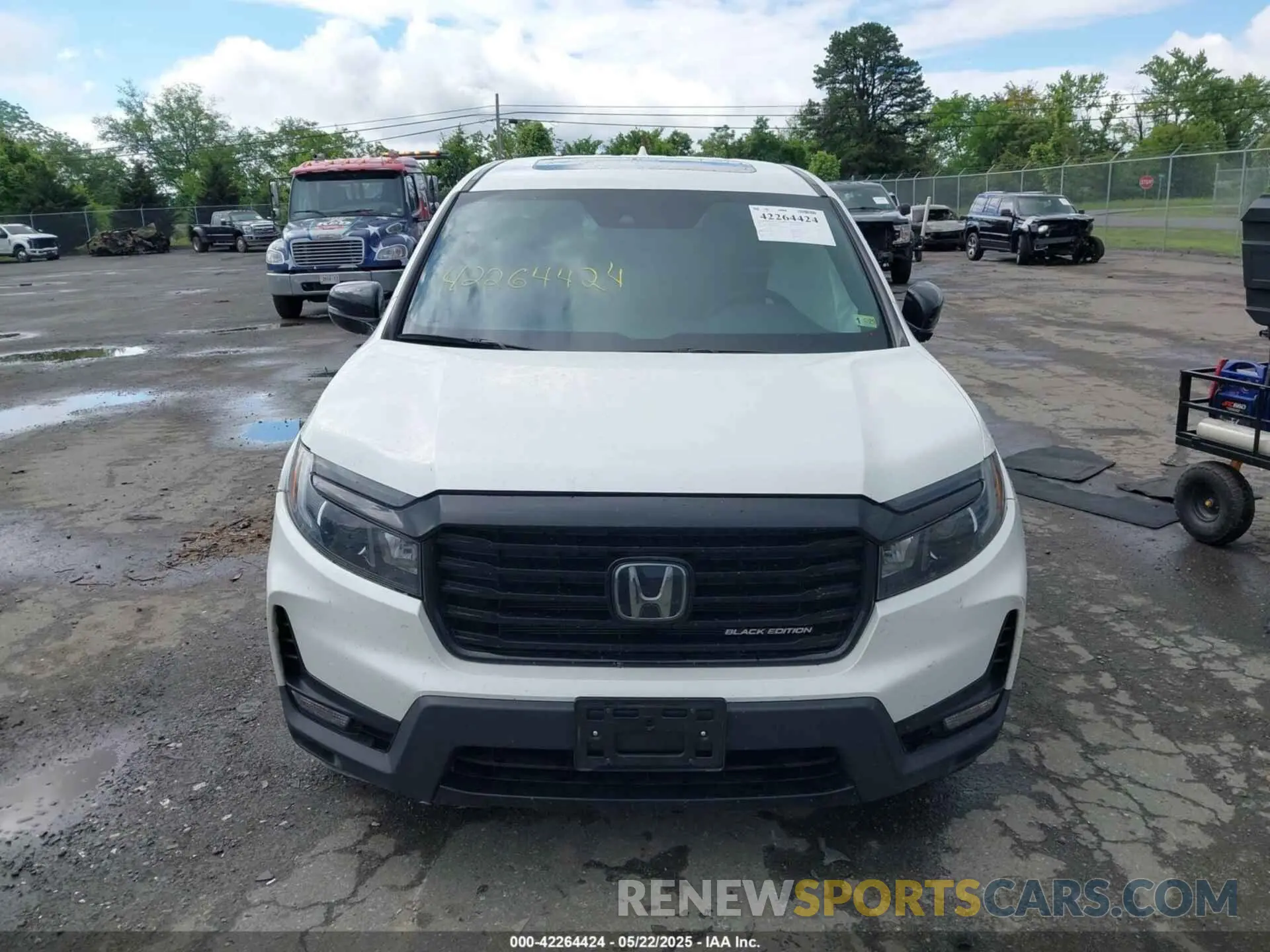 12 Photograph of a damaged car 5FPYK3F88PB018969 HONDA RIDGELINE 2023