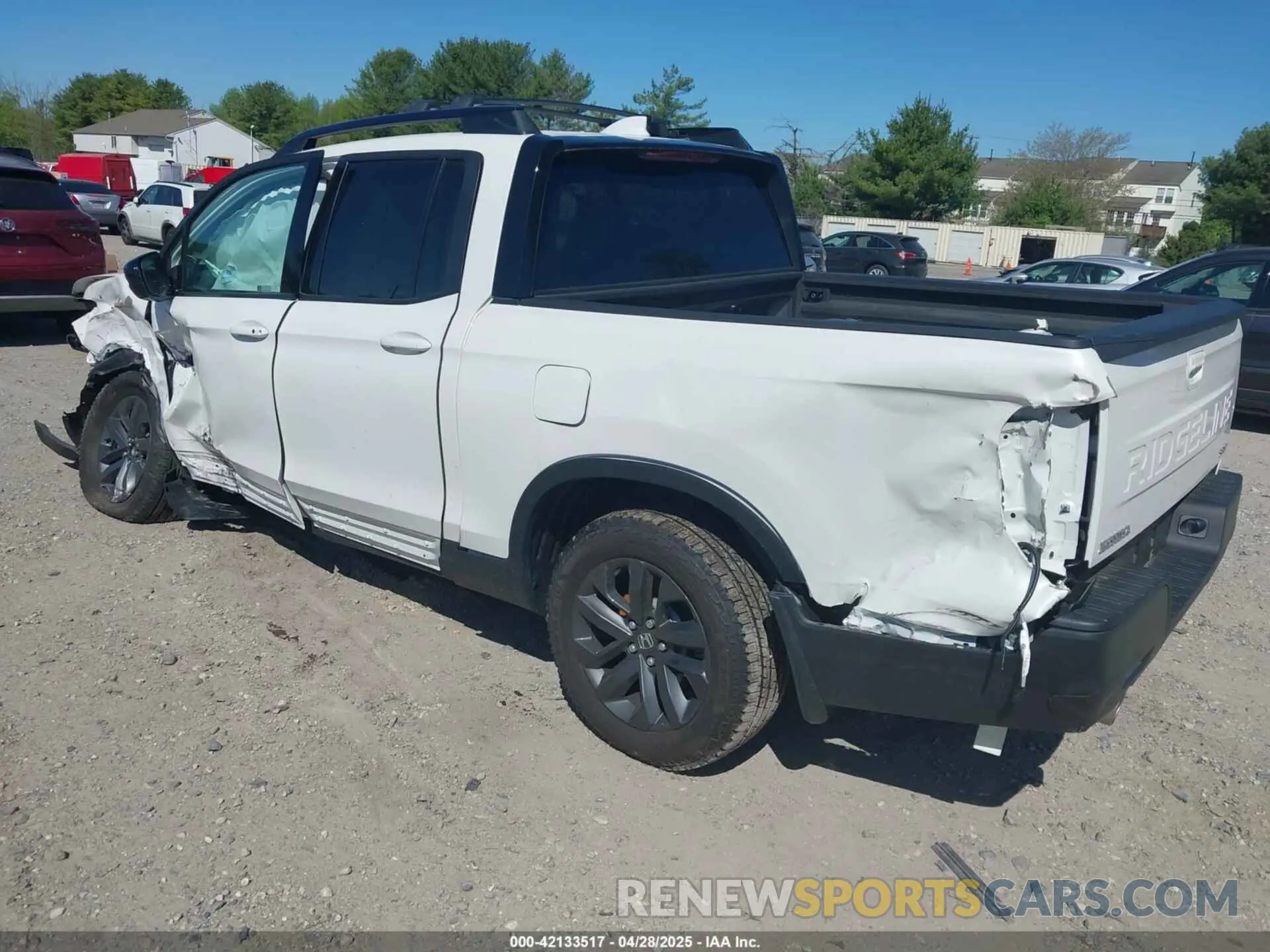3 Photograph of a damaged car 5FPYK3F11RB005065 HONDA RIDGELINE 2024