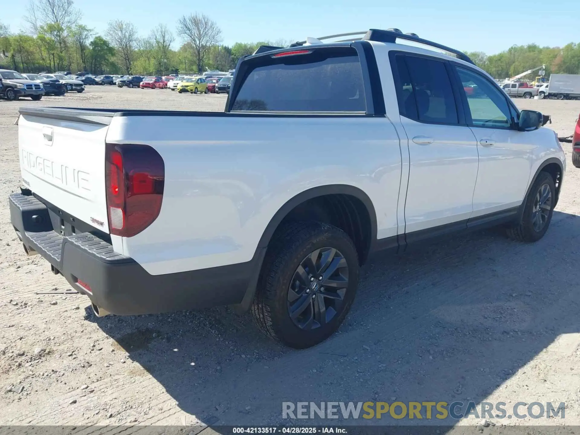 4 Photograph of a damaged car 5FPYK3F11RB005065 HONDA RIDGELINE 2024
