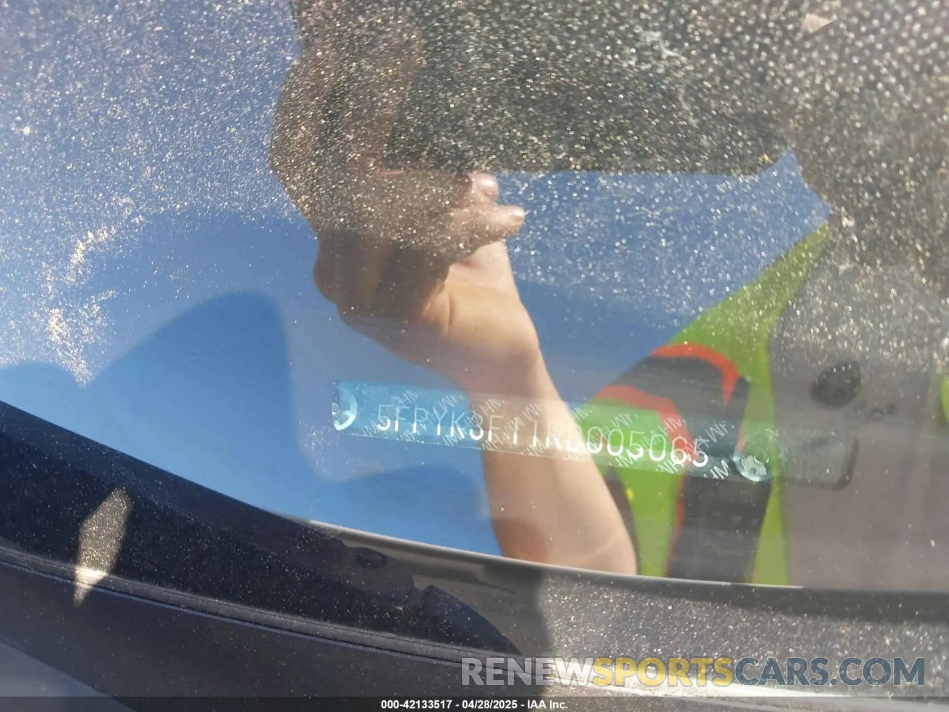 9 Photograph of a damaged car 5FPYK3F11RB005065 HONDA RIDGELINE 2024