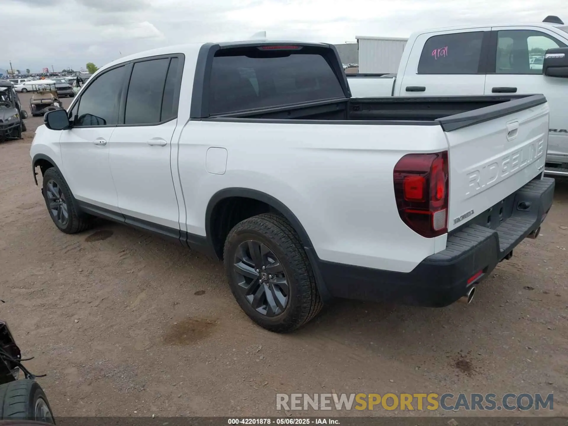 3 Photograph of a damaged car 5FPYK3F11RB014302 HONDA RIDGELINE 2024