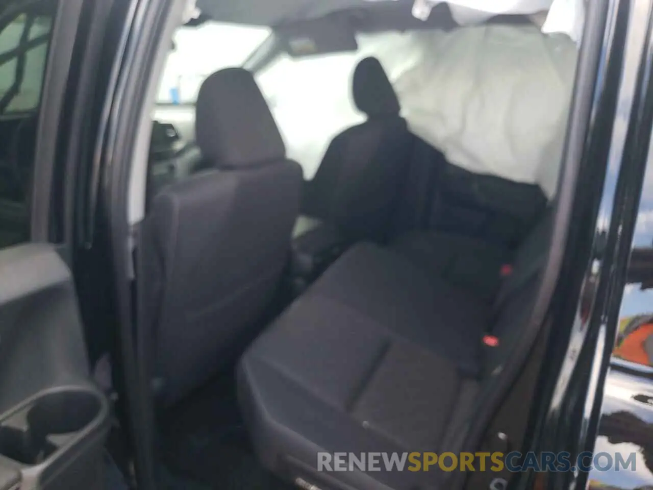 10 Photograph of a damaged car 5FPYK3F12RB015345 HONDA RIDGELINE 2024