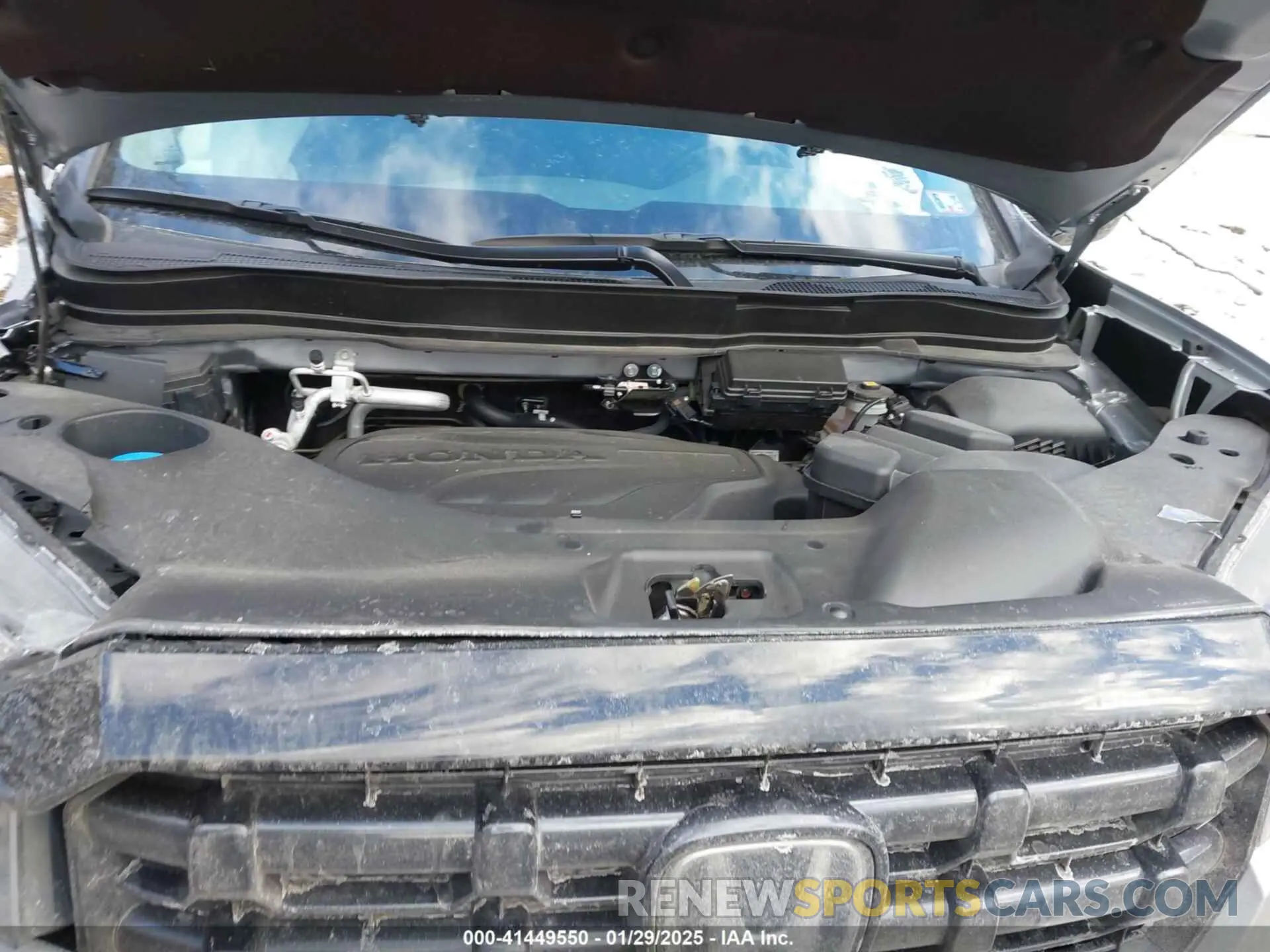 10 Photograph of a damaged car 5FPYK3F13RB018772 HONDA RIDGELINE 2024