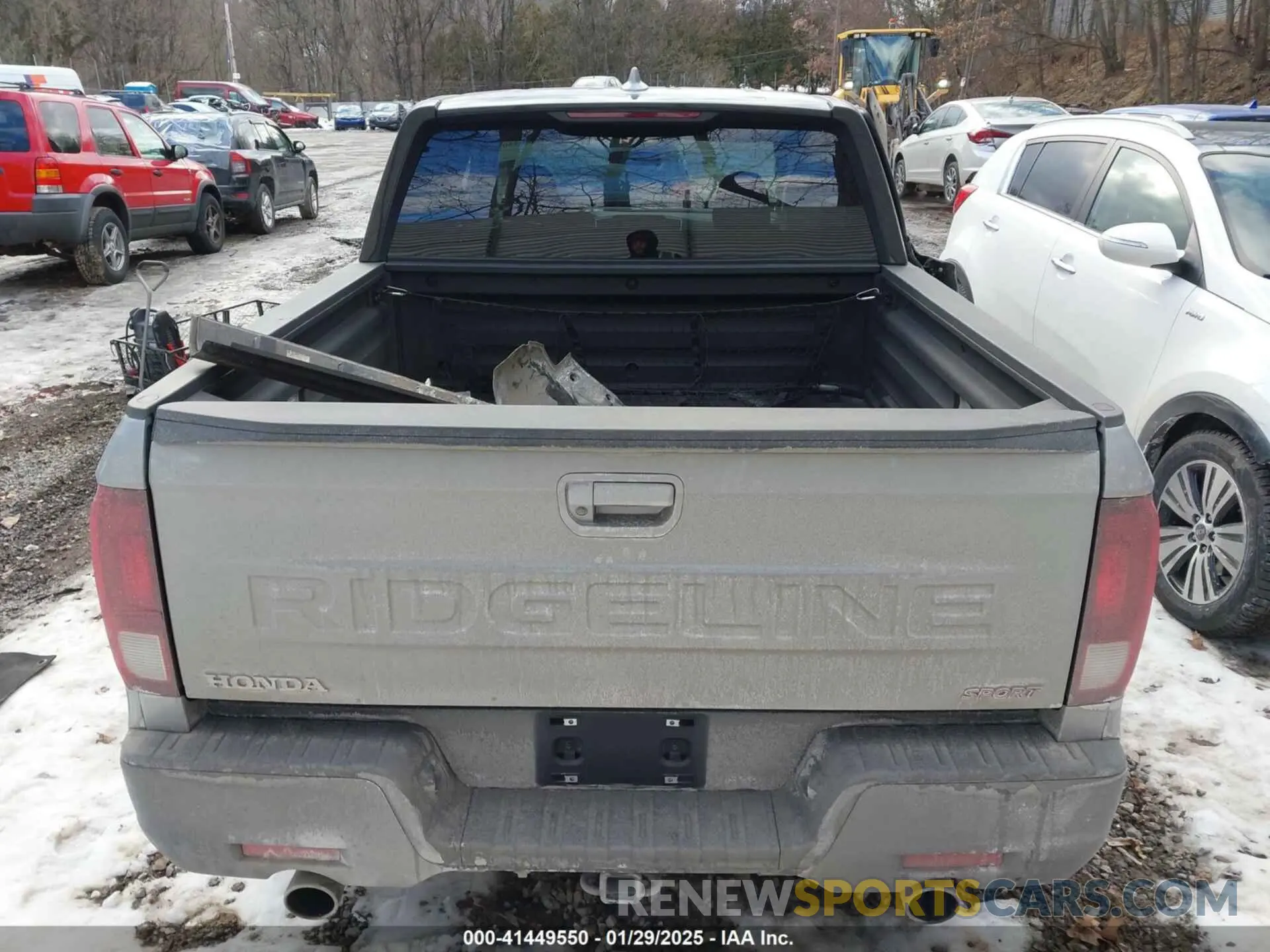 17 Photograph of a damaged car 5FPYK3F13RB018772 HONDA RIDGELINE 2024
