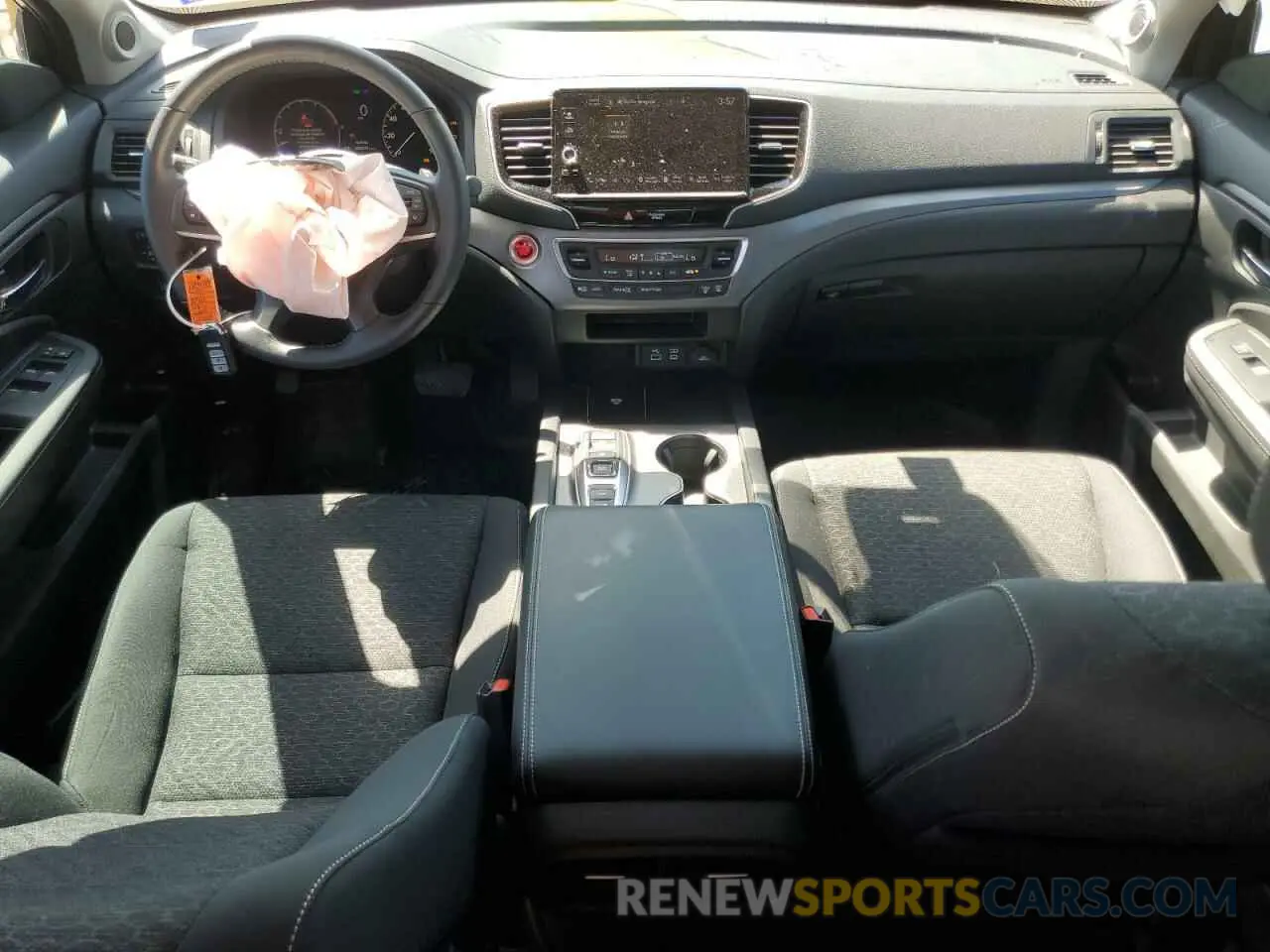 8 Photograph of a damaged car 5FPYK3F16RB013811 HONDA RIDGELINE 2024