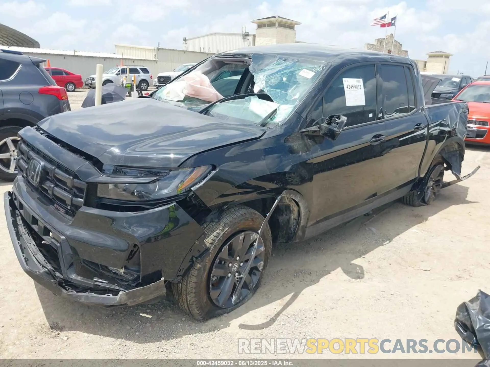 2 Photograph of a damaged car 5FPYK3F1XRB029557 HONDA RIDGELINE 2024