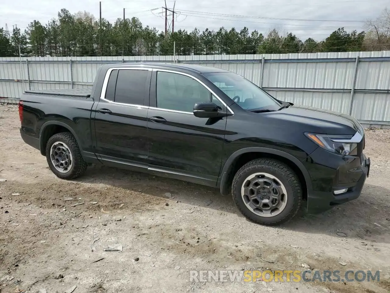 4 Photograph of a damaged car 5FPYK3F43RB024100 HONDA RIDGELINE 2024