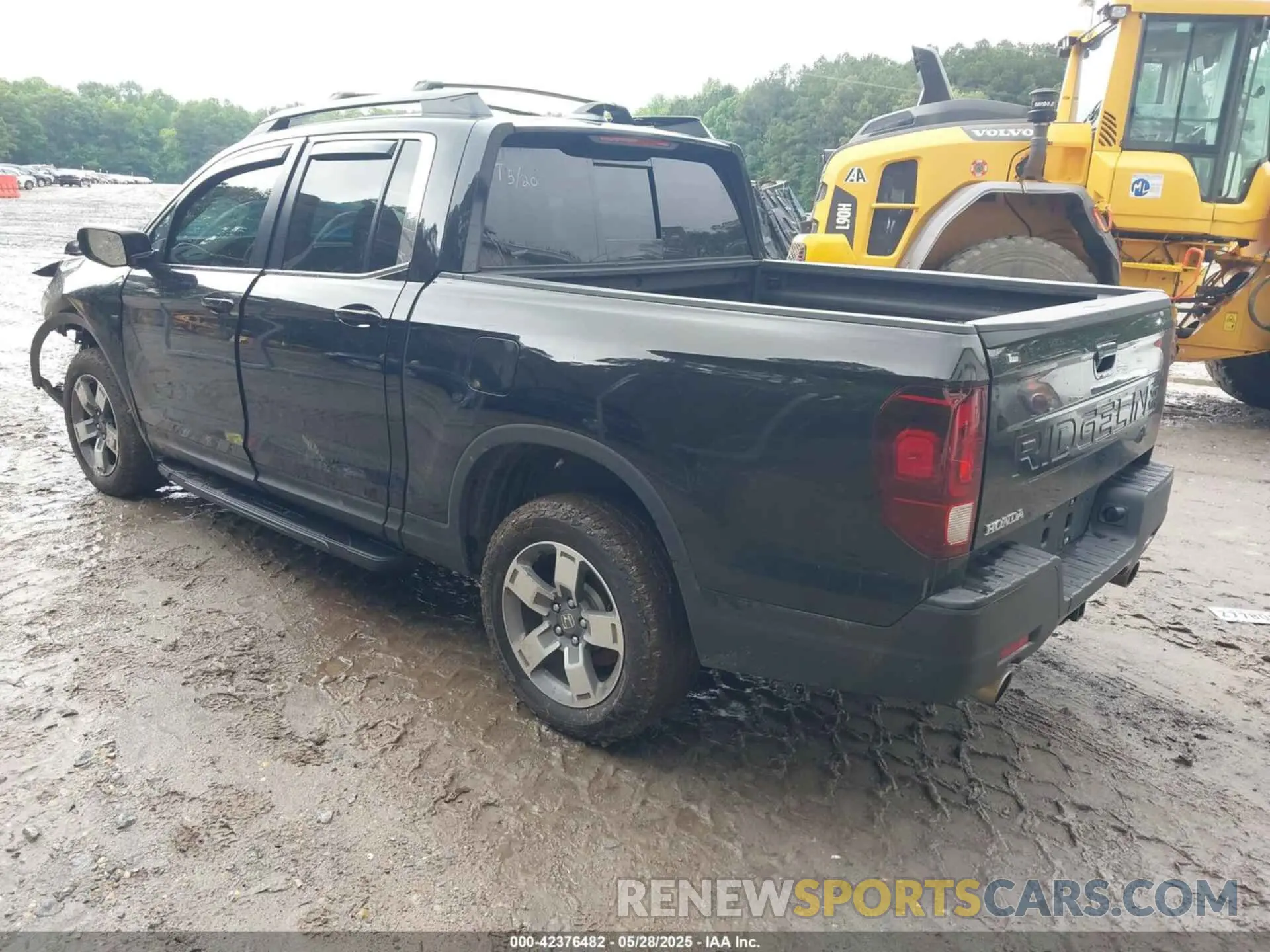 3 Photograph of a damaged car 5FPYK3F50RB022006 HONDA RIDGELINE 2024