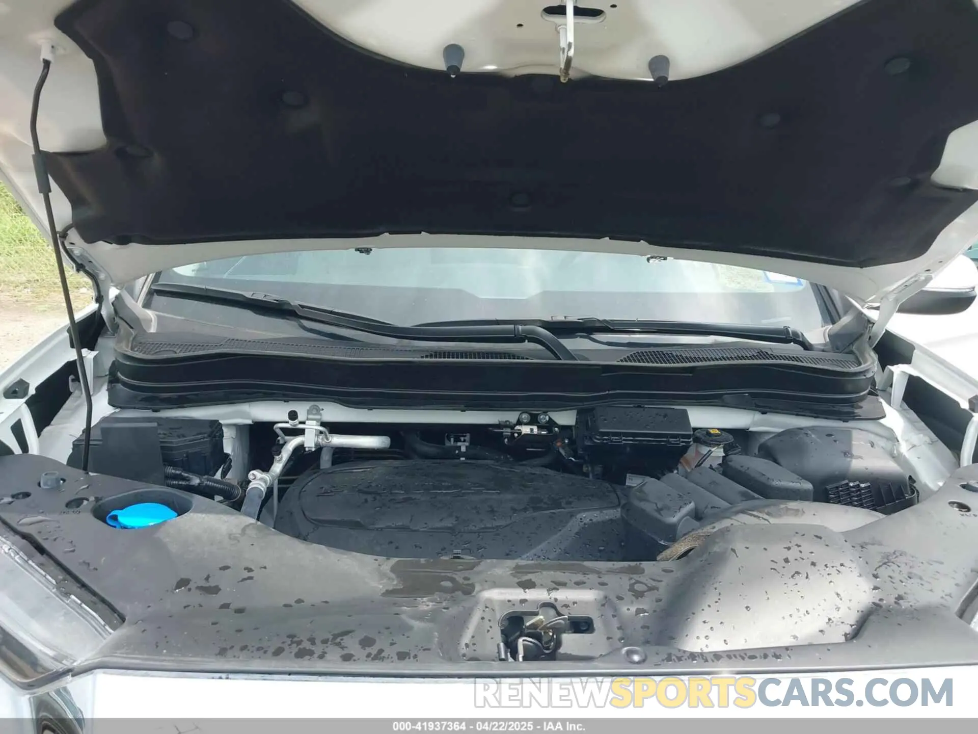 10 Photograph of a damaged car 5FPYK3F51RB013931 HONDA RIDGELINE 2024
