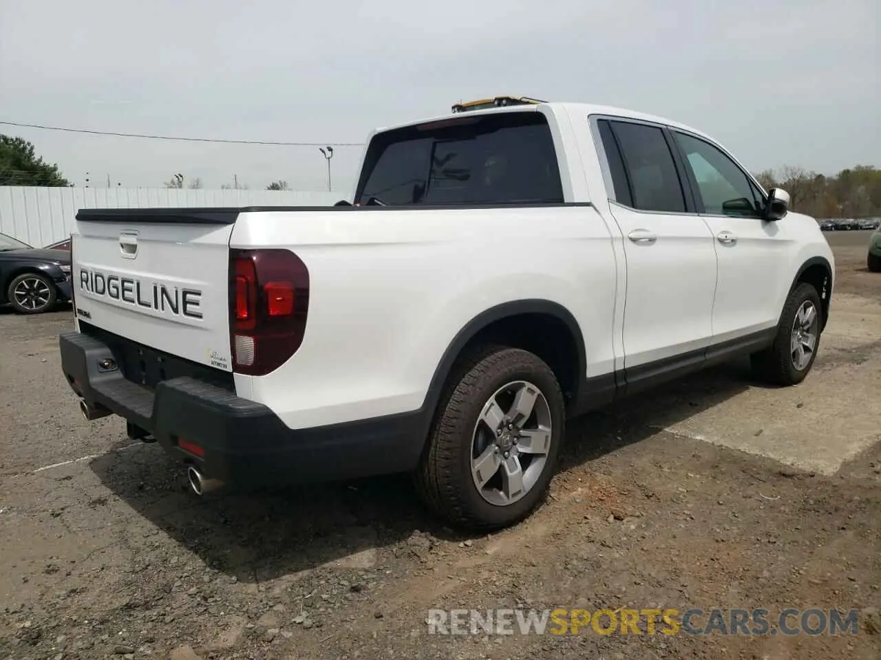 3 Photograph of a damaged car 5FPYK3F51RB014786 HONDA RIDGELINE 2024