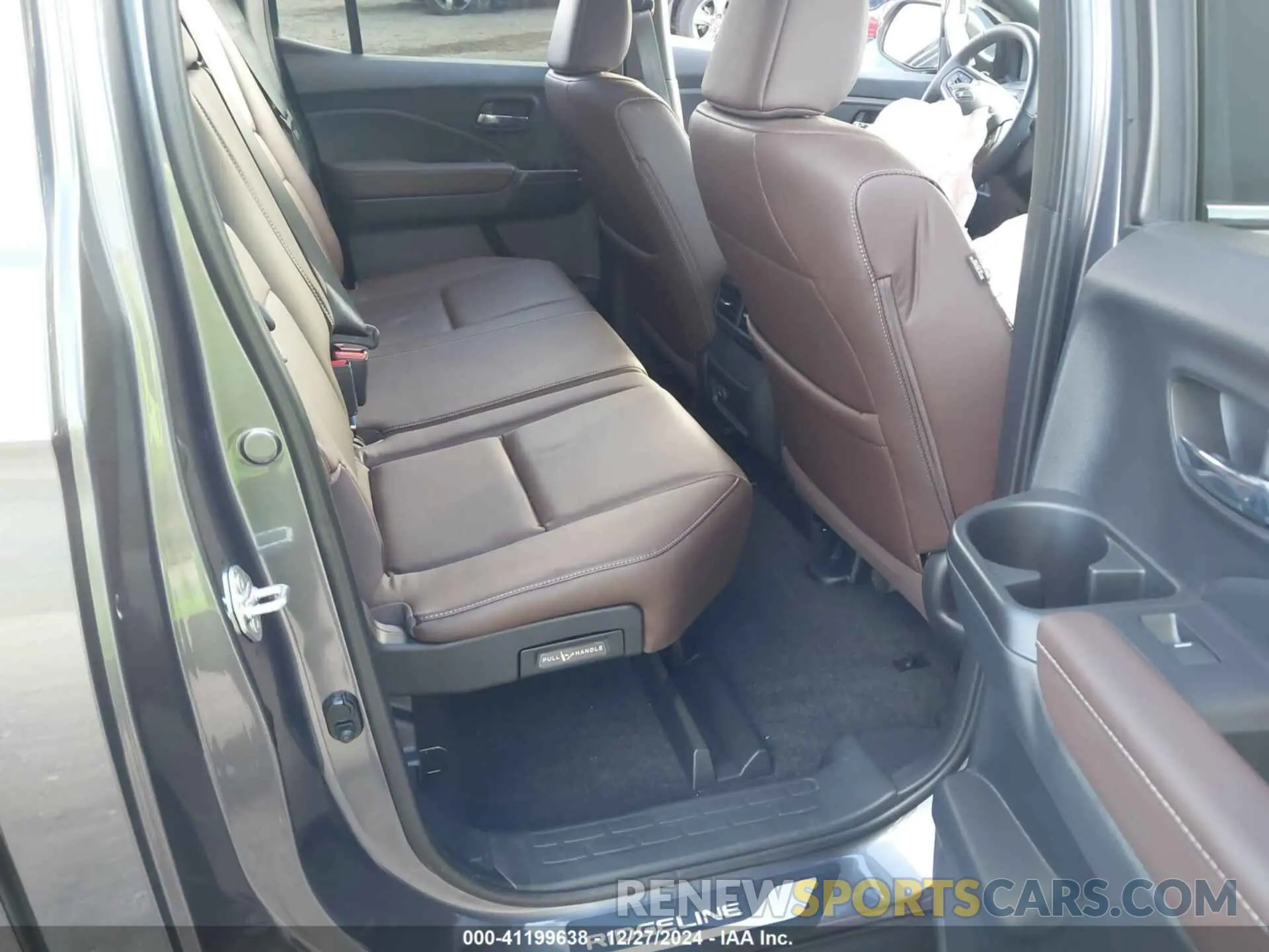 8 Photograph of a damaged car 5FPYK3F51RB027232 HONDA RIDGELINE 2024