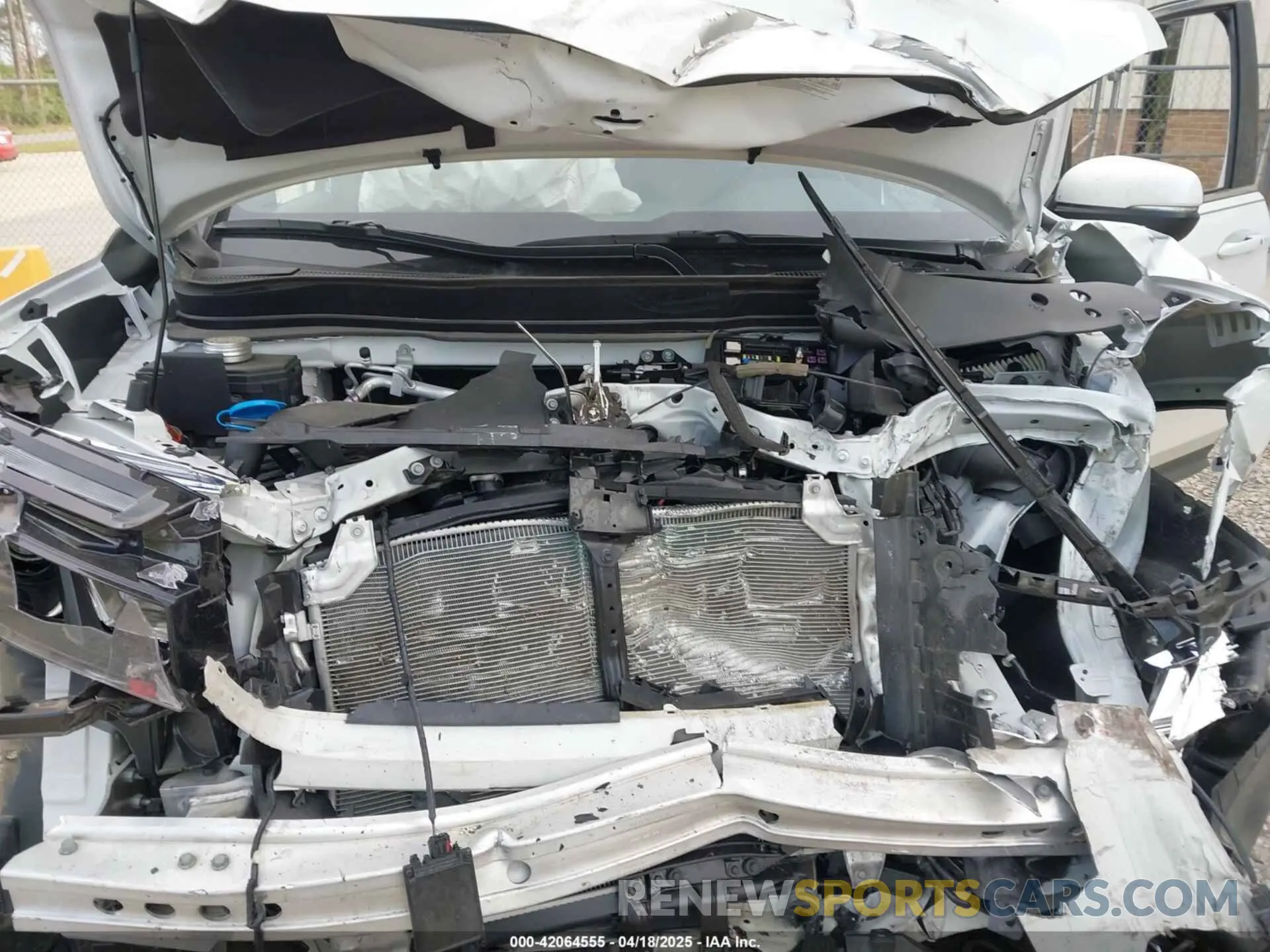 10 Photograph of a damaged car 5FPYK3F54RB011834 HONDA RIDGELINE 2024