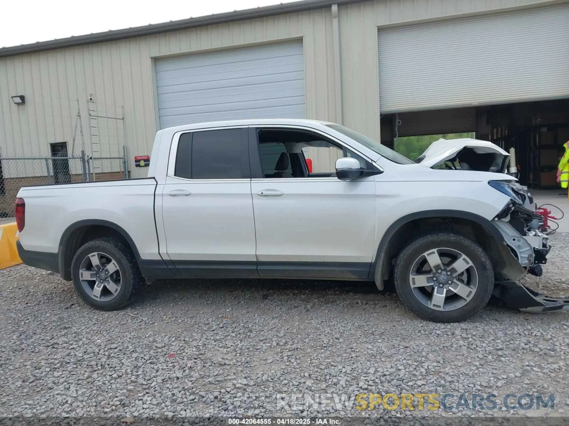 14 Photograph of a damaged car 5FPYK3F54RB011834 HONDA RIDGELINE 2024