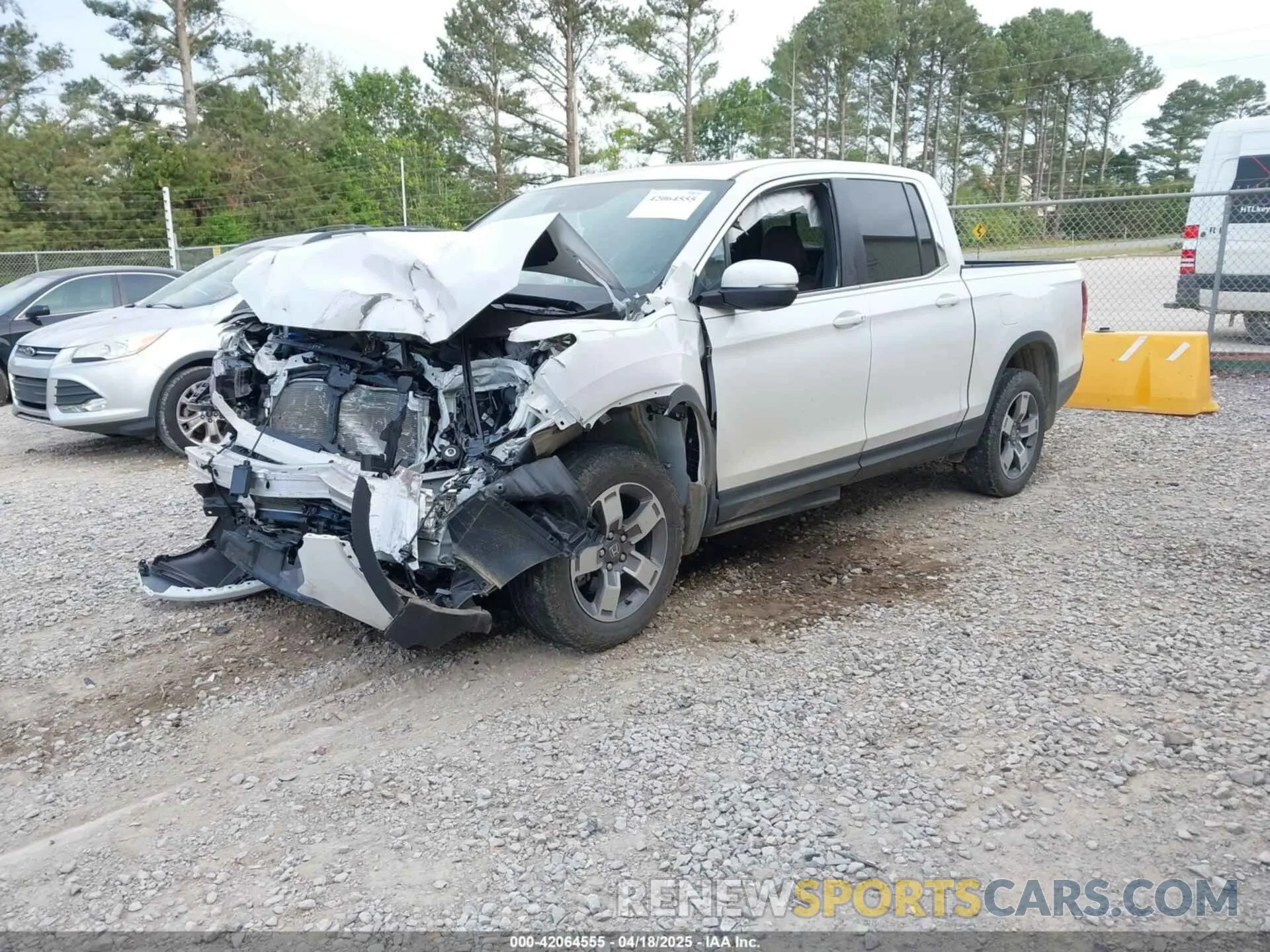 2 Photograph of a damaged car 5FPYK3F54RB011834 HONDA RIDGELINE 2024