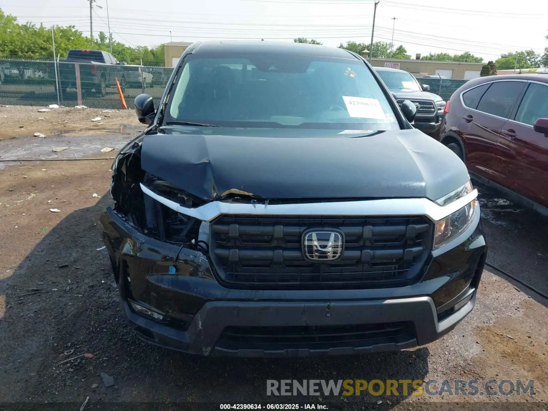 13 Photograph of a damaged car 5FPYK3F5XRB004113 HONDA RIDGELINE 2024