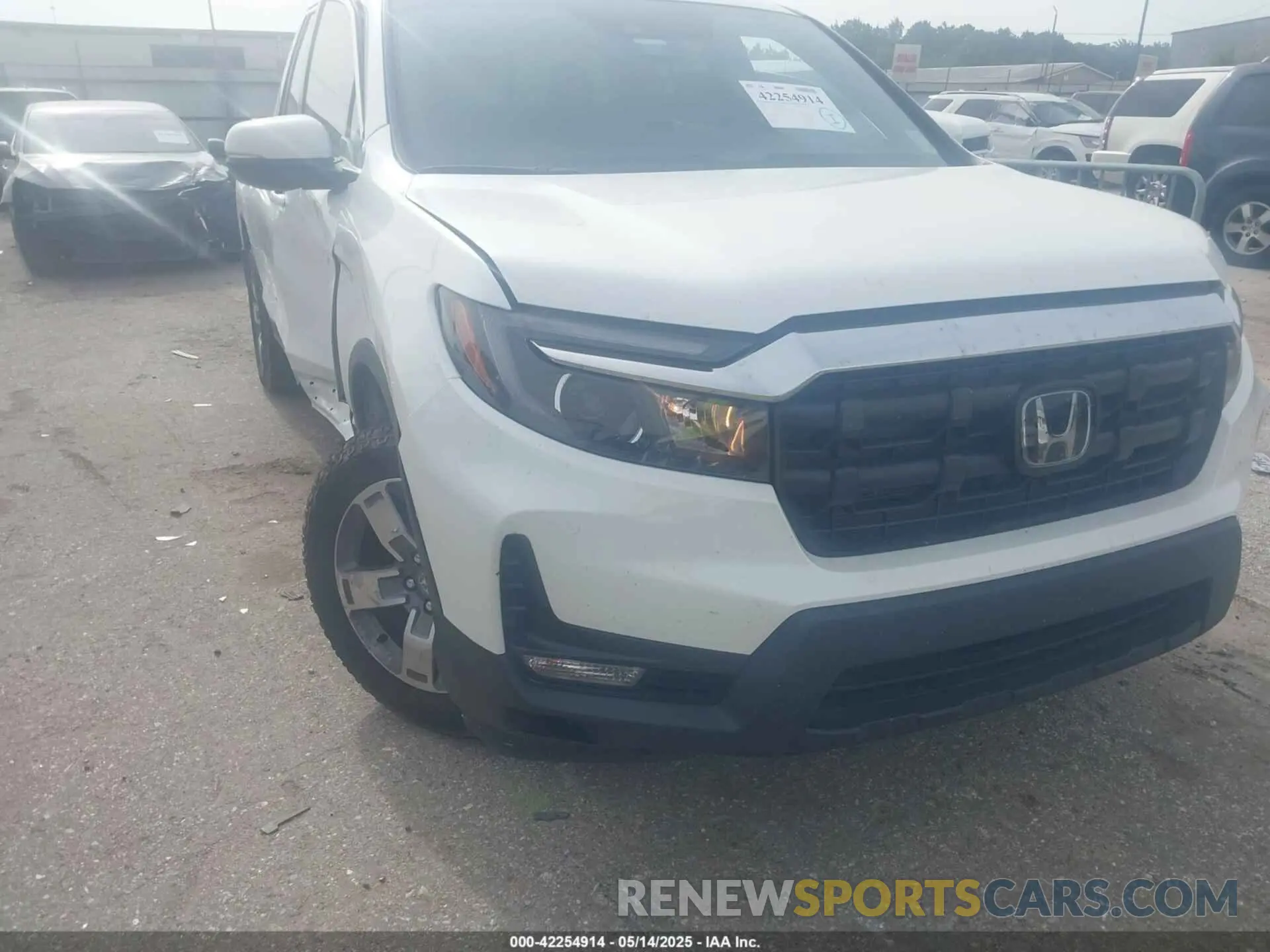 1 Photograph of a damaged car 5FPYK3F5XRB014091 HONDA RIDGELINE 2024
