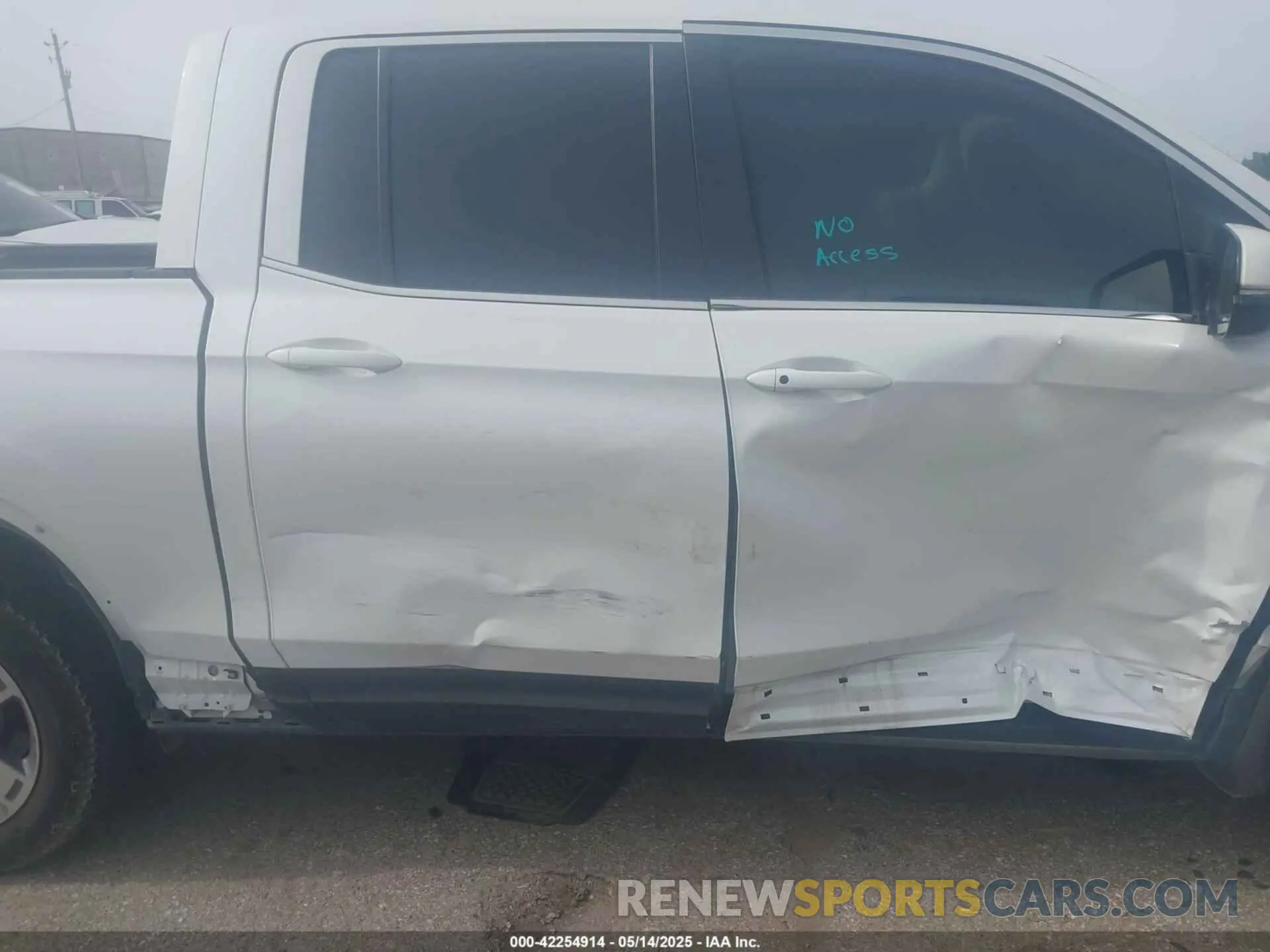 13 Photograph of a damaged car 5FPYK3F5XRB014091 HONDA RIDGELINE 2024