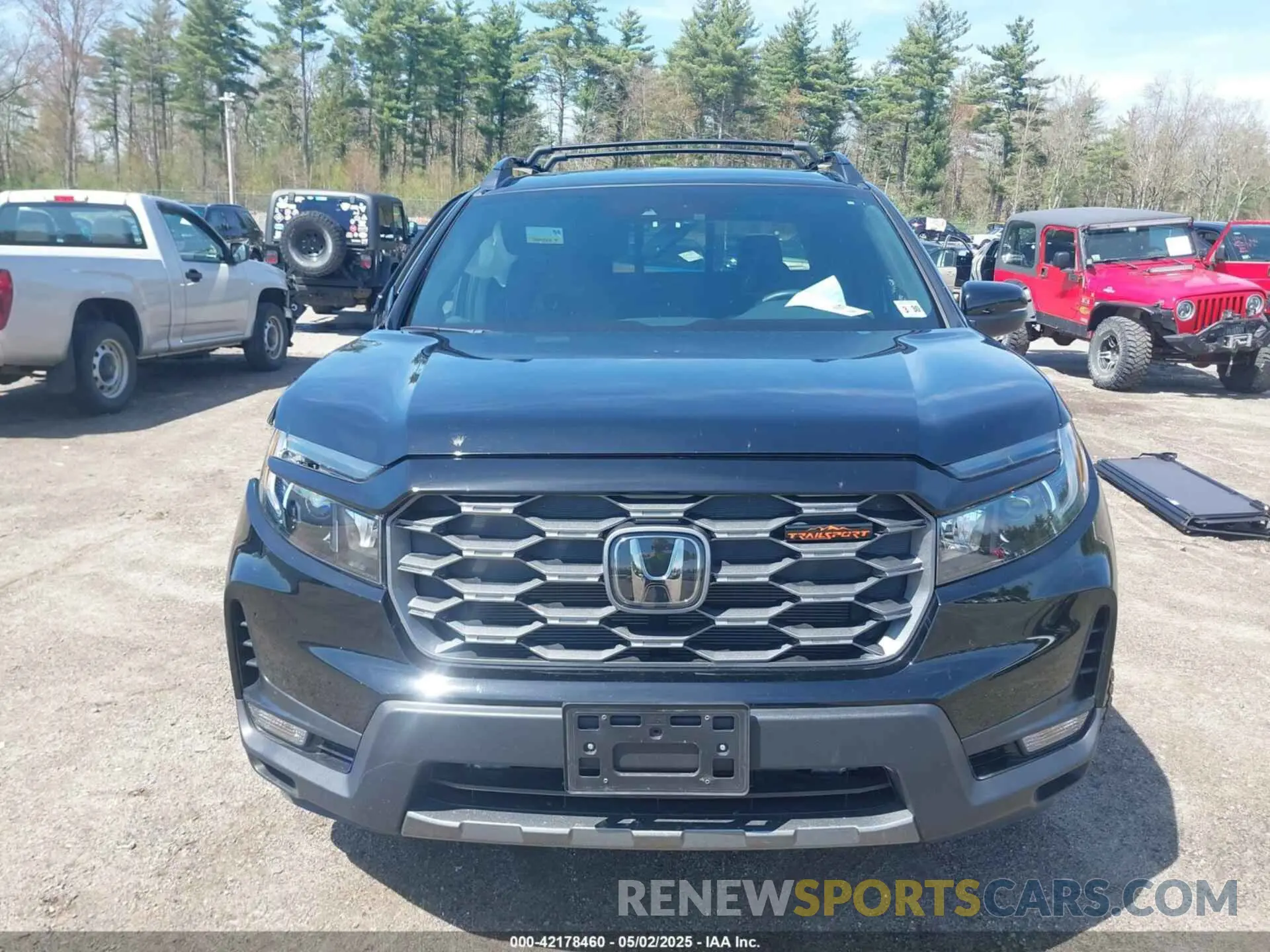 19 Photograph of a damaged car 5FPYK3F67RB004546 HONDA RIDGELINE 2024
