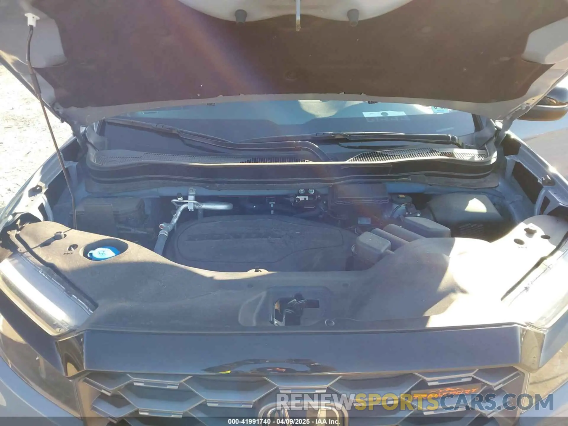10 Photograph of a damaged car 5FPYK3F67RB024392 HONDA RIDGELINE 2024