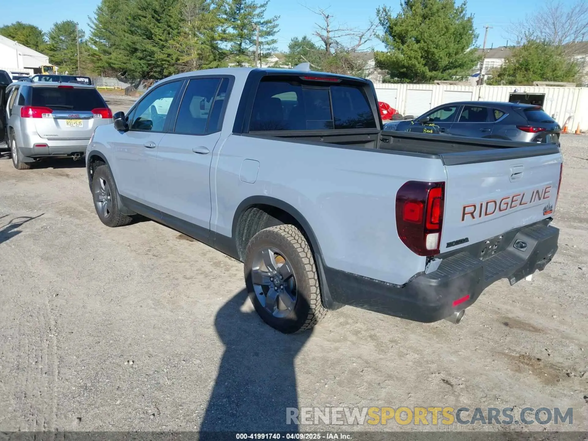 3 Photograph of a damaged car 5FPYK3F67RB024392 HONDA RIDGELINE 2024