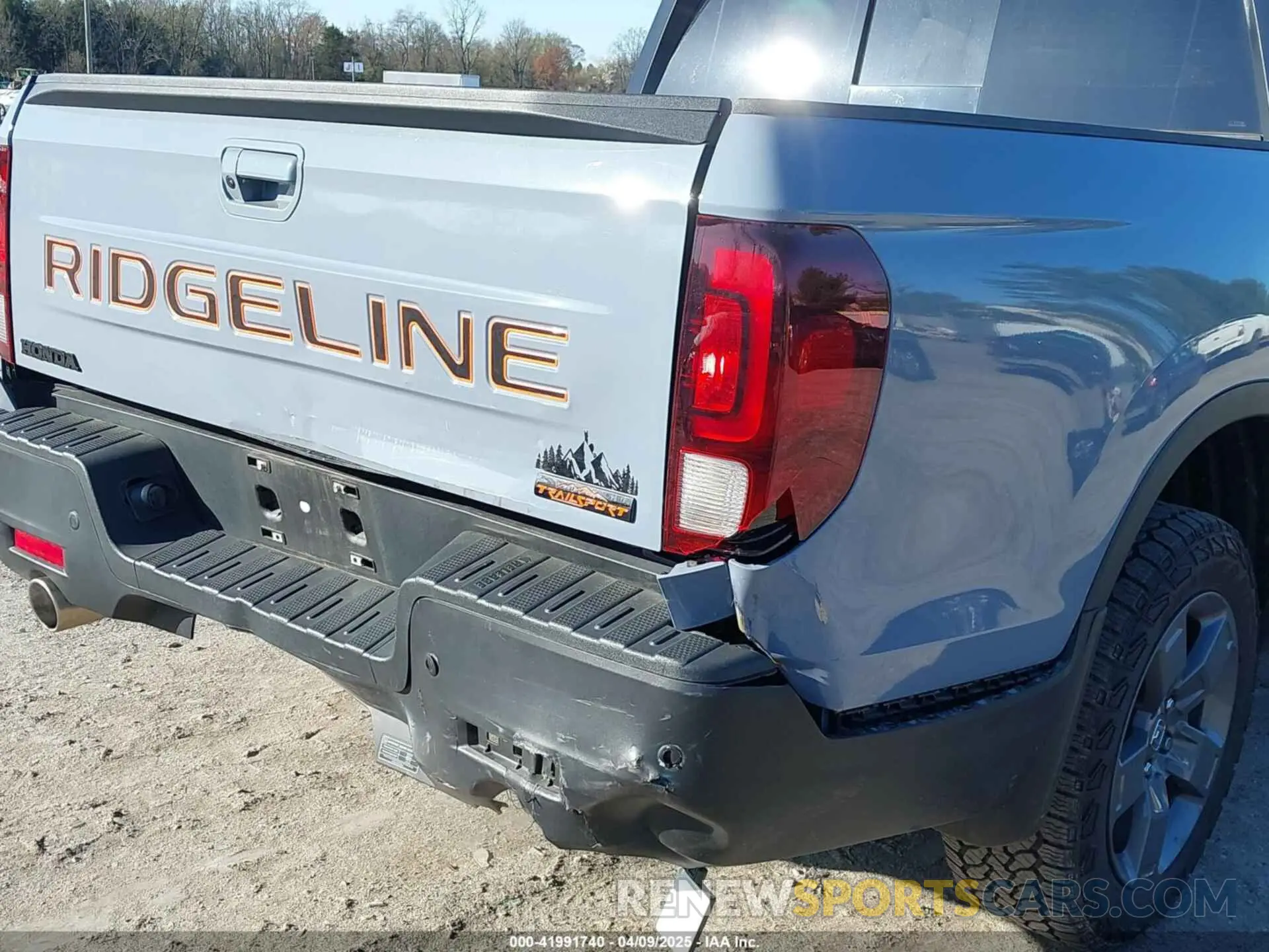 6 Photograph of a damaged car 5FPYK3F67RB024392 HONDA RIDGELINE 2024
