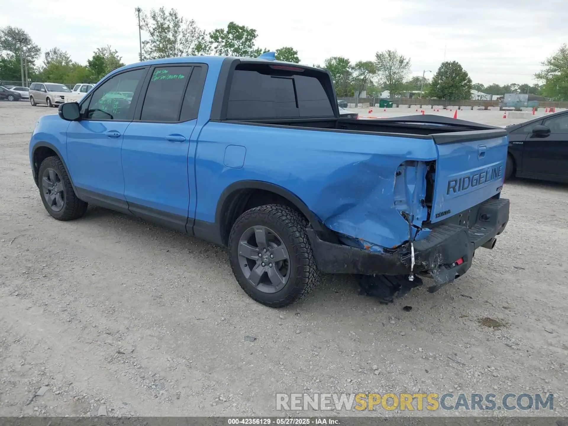3 Photograph of a damaged car 5FPYK3F68RB022103 HONDA RIDGELINE 2024
