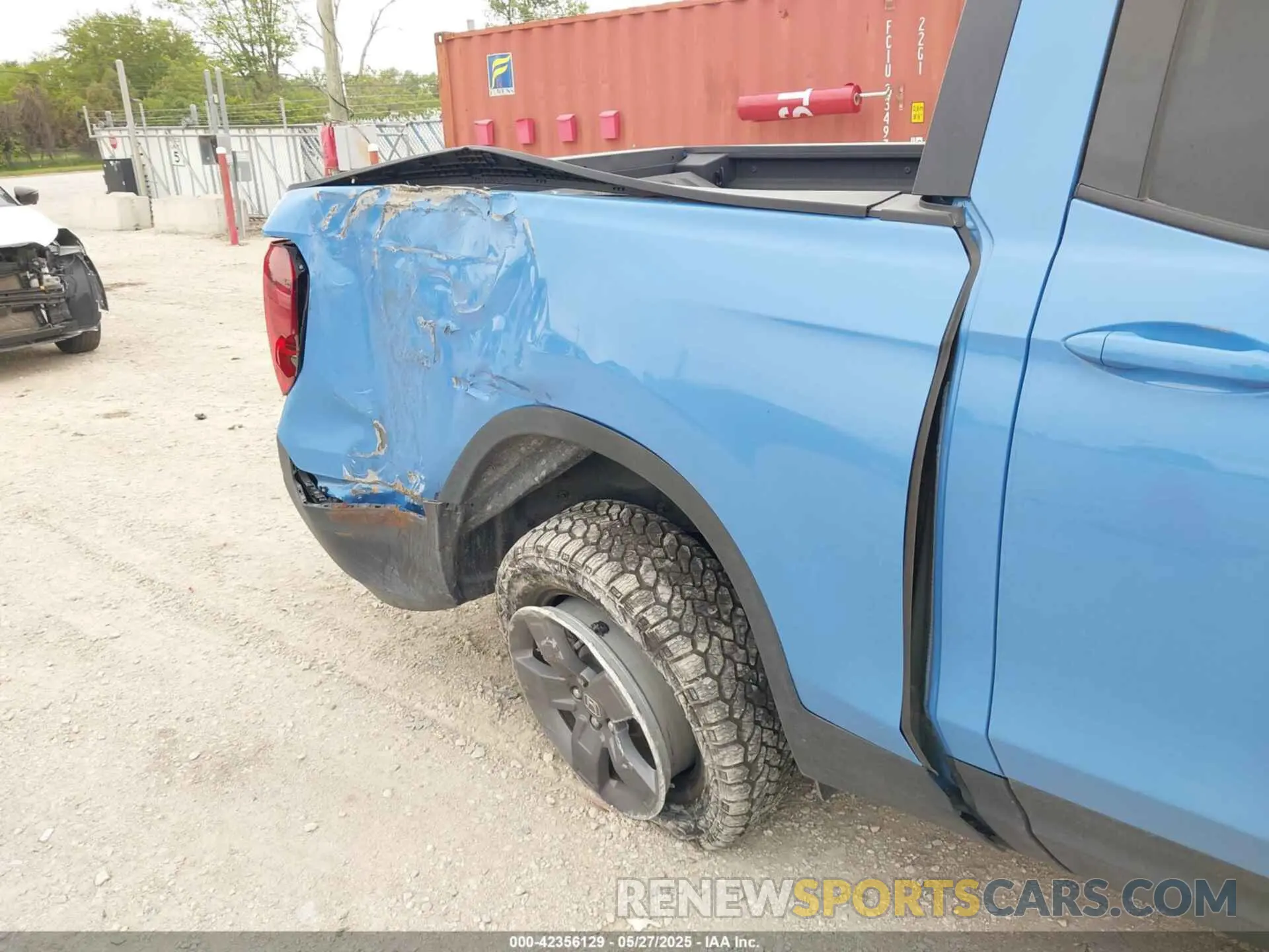 6 Photograph of a damaged car 5FPYK3F68RB022103 HONDA RIDGELINE 2024