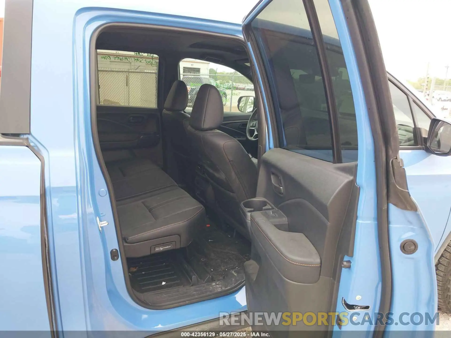 8 Photograph of a damaged car 5FPYK3F68RB022103 HONDA RIDGELINE 2024