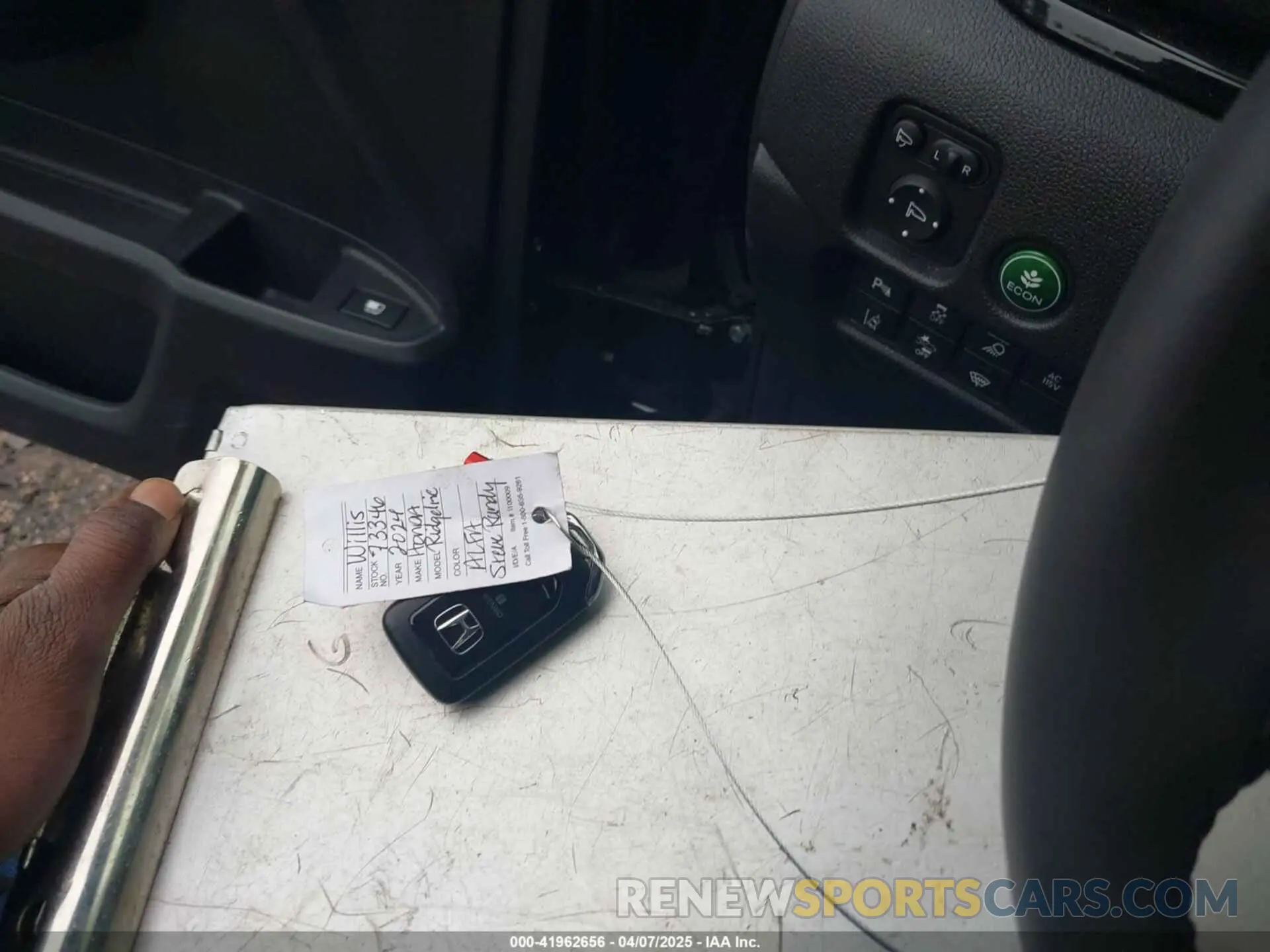 11 Photograph of a damaged car 5FPYK3F82RB021790 HONDA RIDGELINE 2024