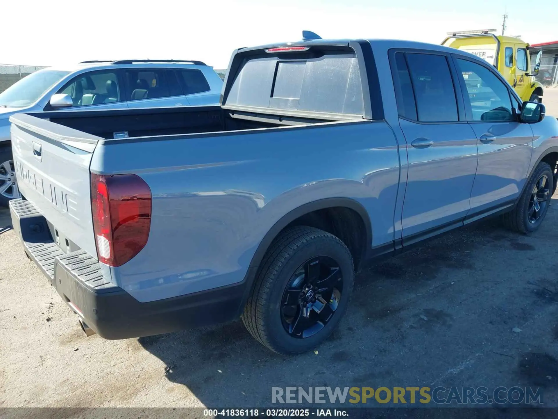 4 Photograph of a damaged car 5FPYK3F85RB025204 HONDA RIDGELINE 2024
