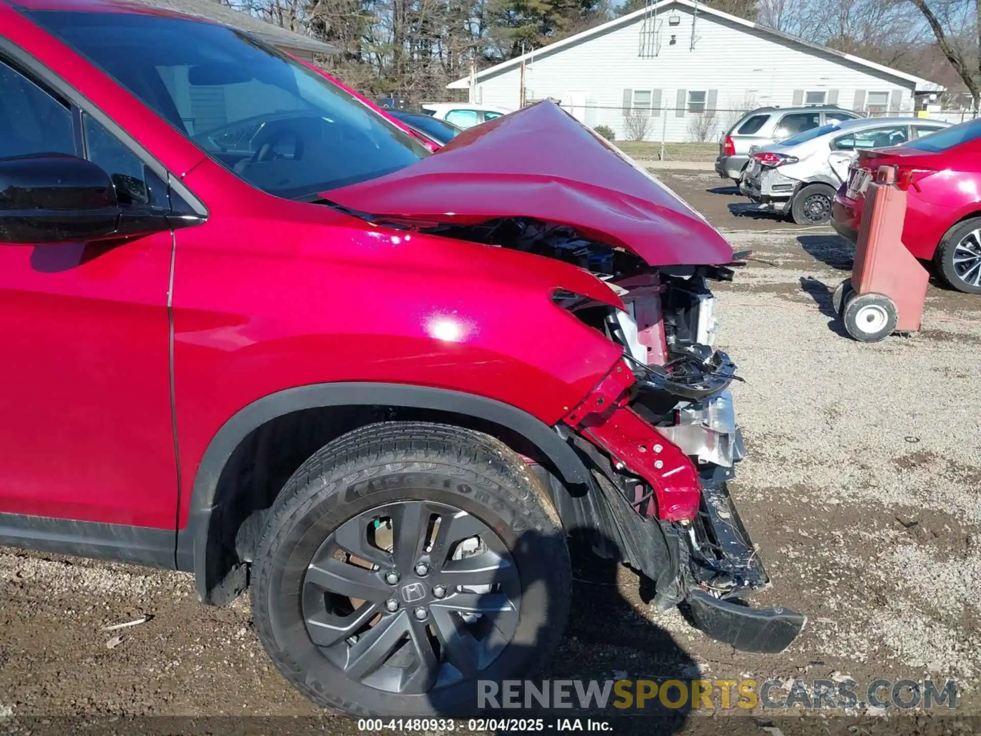 19 Photograph of a damaged car 5FPYK3F13SB007230 HONDA RIDGELINE 2025