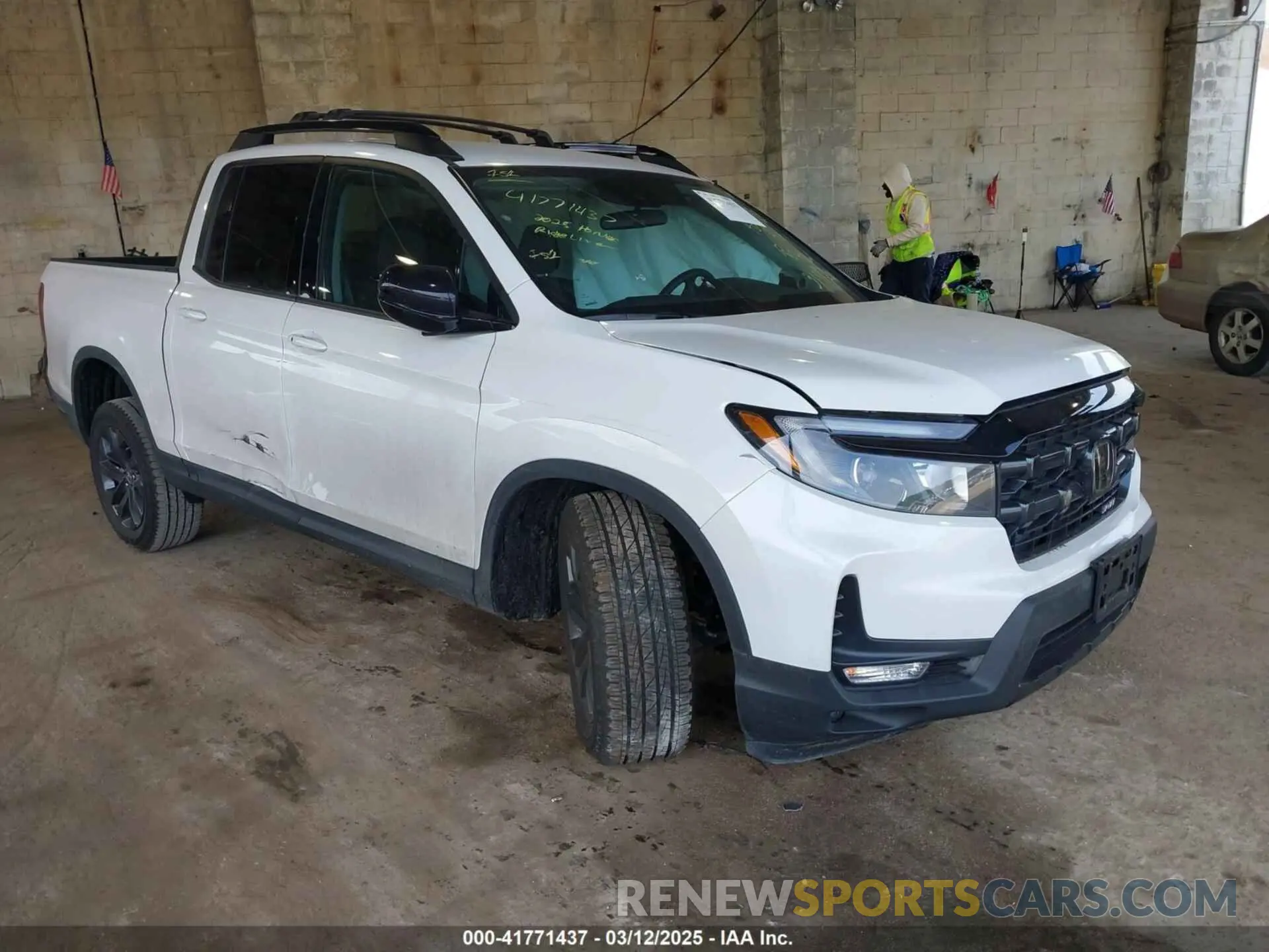 1 Photograph of a damaged car 5FPYK3F19SB002744 HONDA RIDGELINE 2025