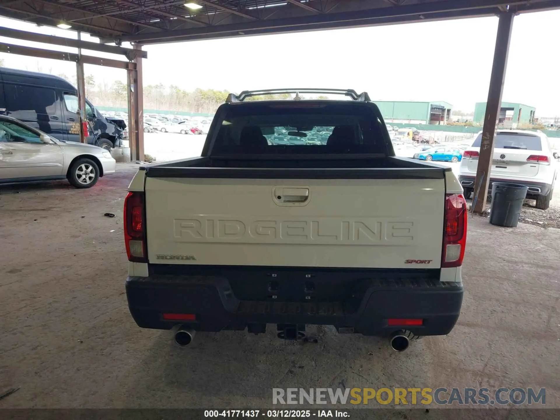 16 Photograph of a damaged car 5FPYK3F19SB002744 HONDA RIDGELINE 2025