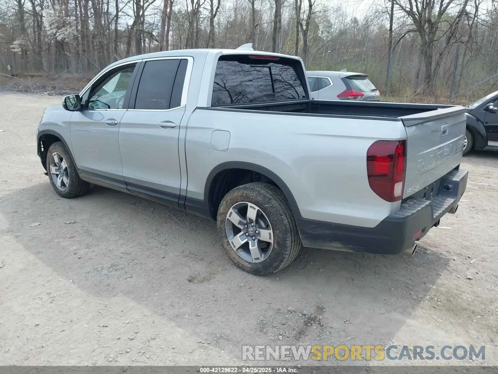 3 Photograph of a damaged car 5FPYK3F57SB001983 HONDA RIDGELINE 2025