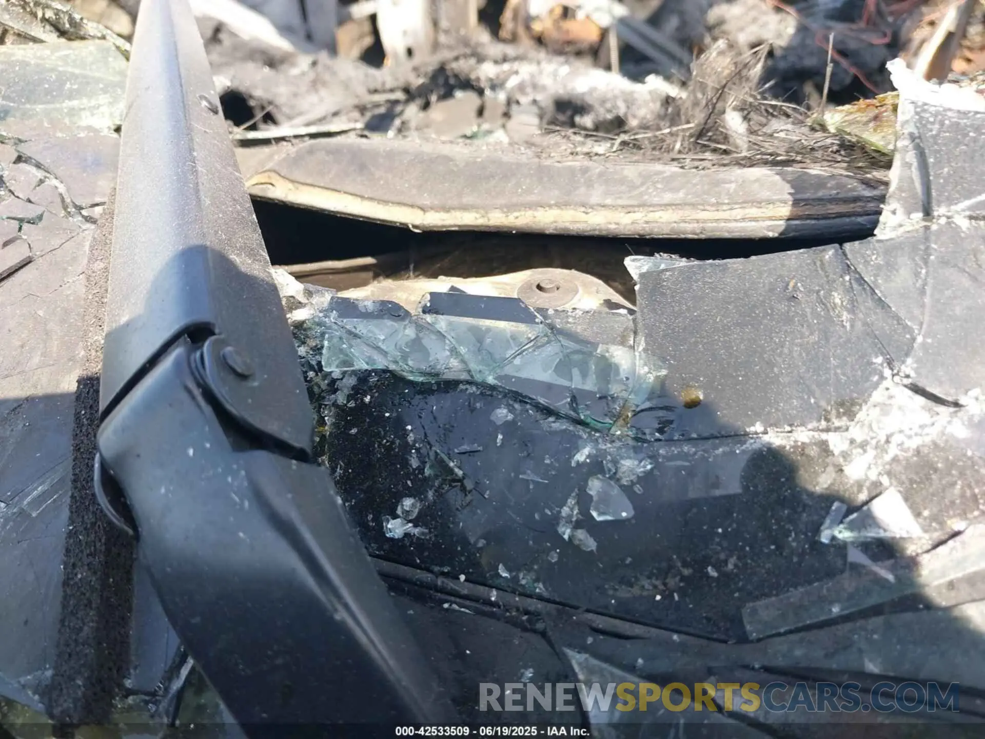 9 Photograph of a damaged car 5FPYK3F5XSB032533 HONDA RIDGELINE 2025