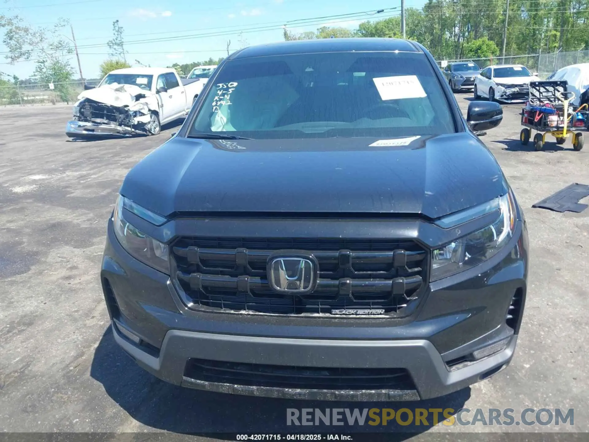 12 Photograph of a damaged car 5FPYK3F85SB016492 HONDA RIDGELINE 2025