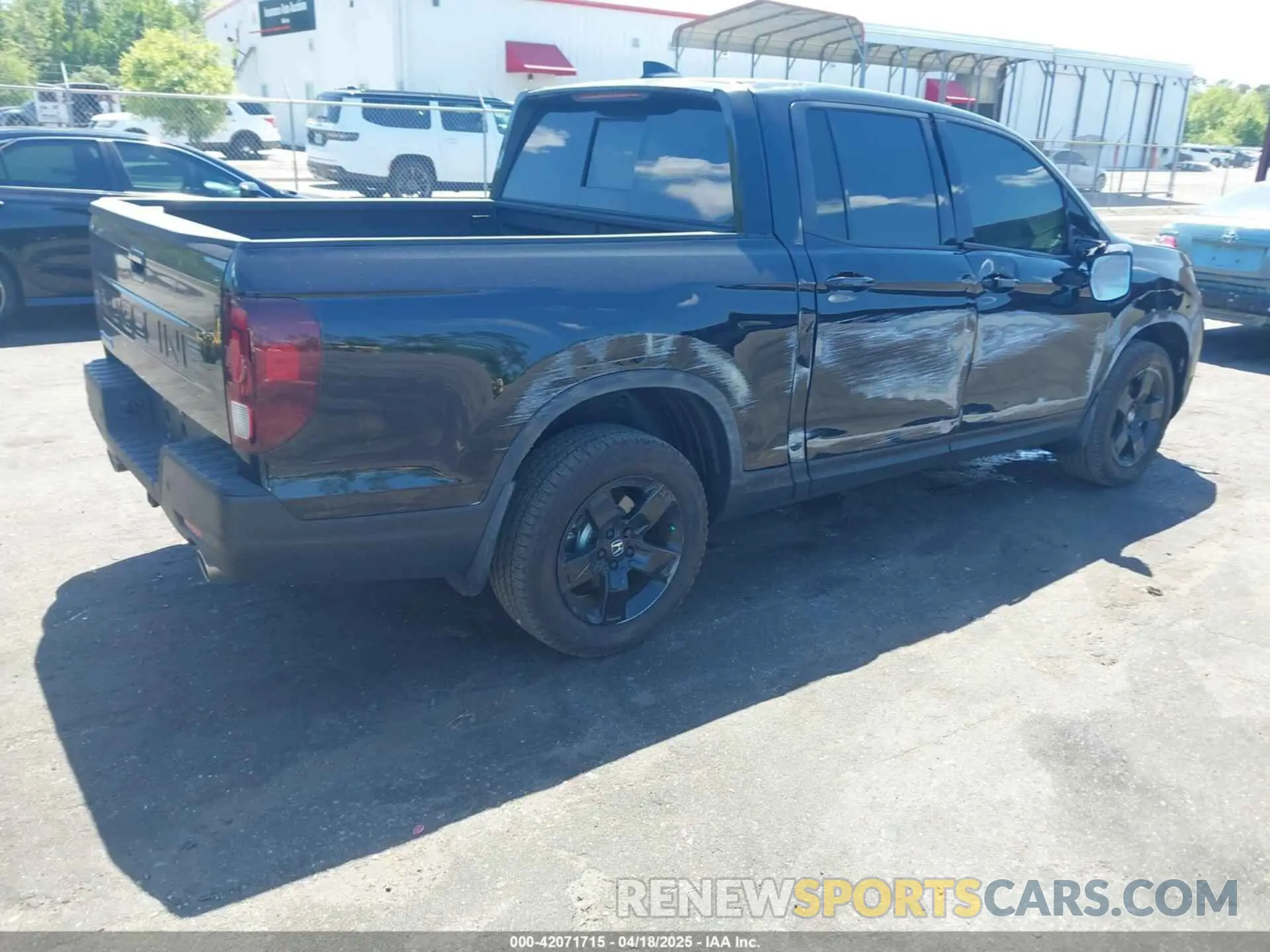 4 Photograph of a damaged car 5FPYK3F85SB016492 HONDA RIDGELINE 2025