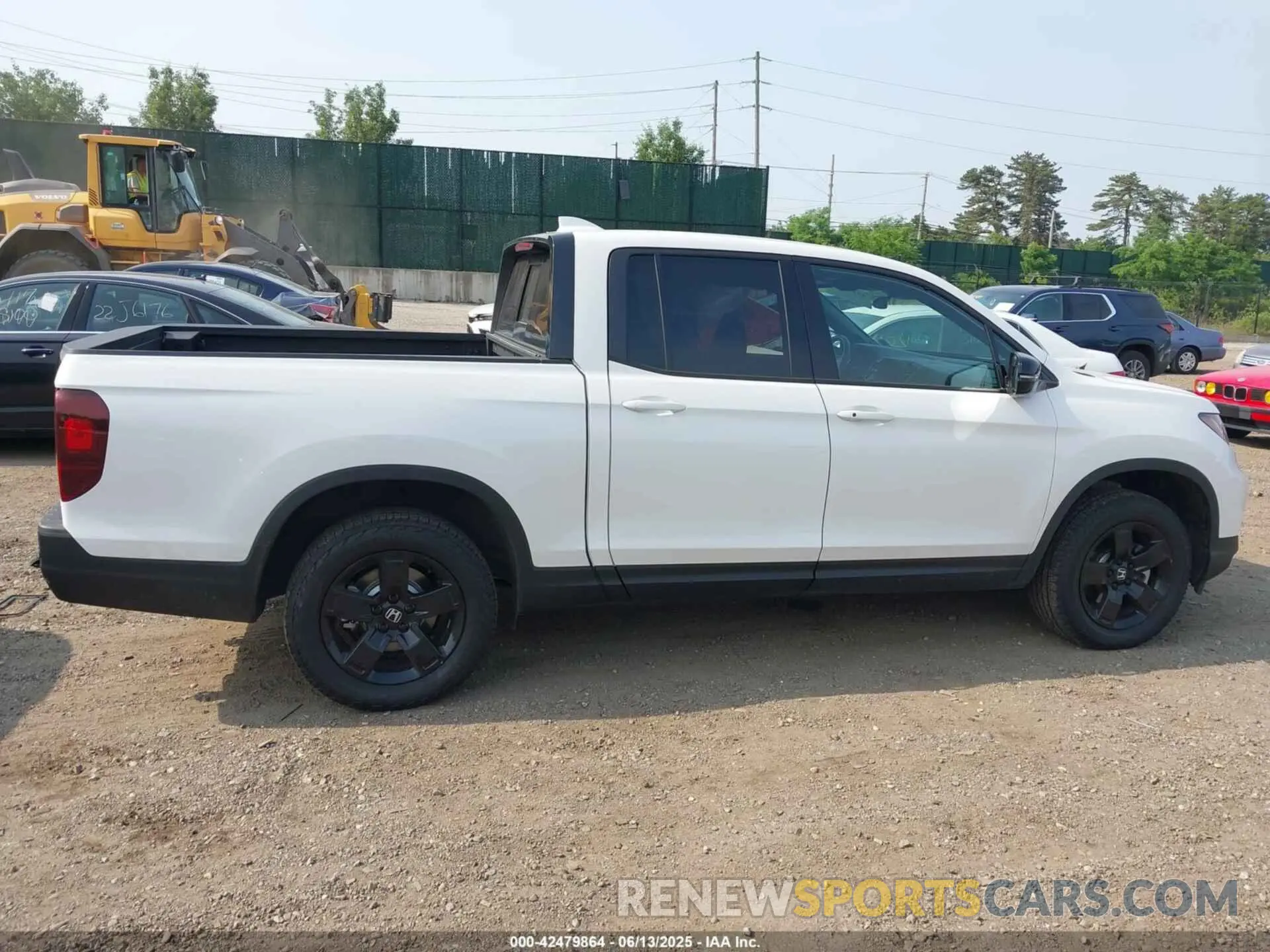 13 Photograph of a damaged car 5FPYK3F87SB025582 HONDA RIDGELINE 2025
