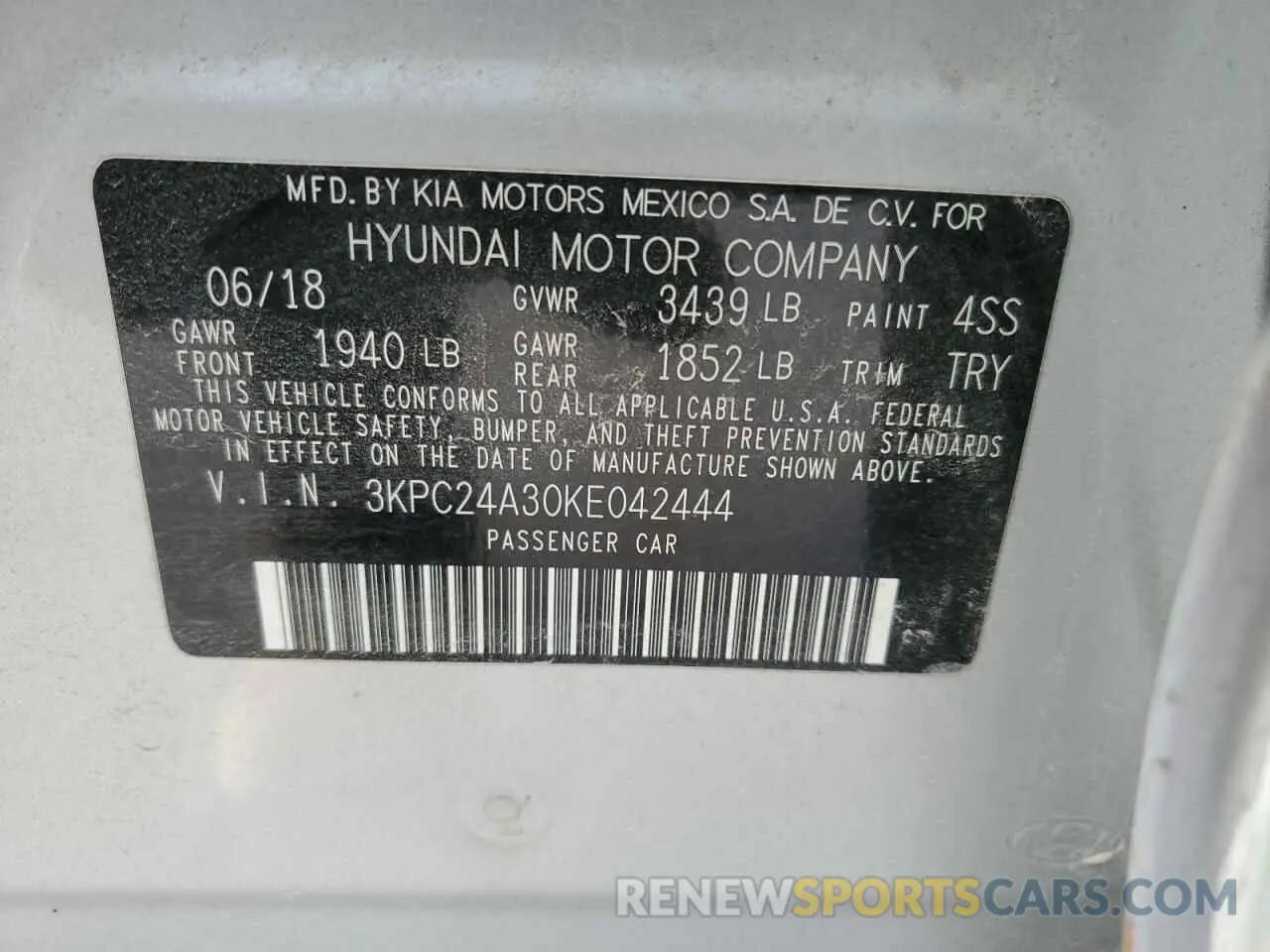 12 Photograph of a damaged car 3KPC24A30KE042444 HYUNDAI ACCENT 2019